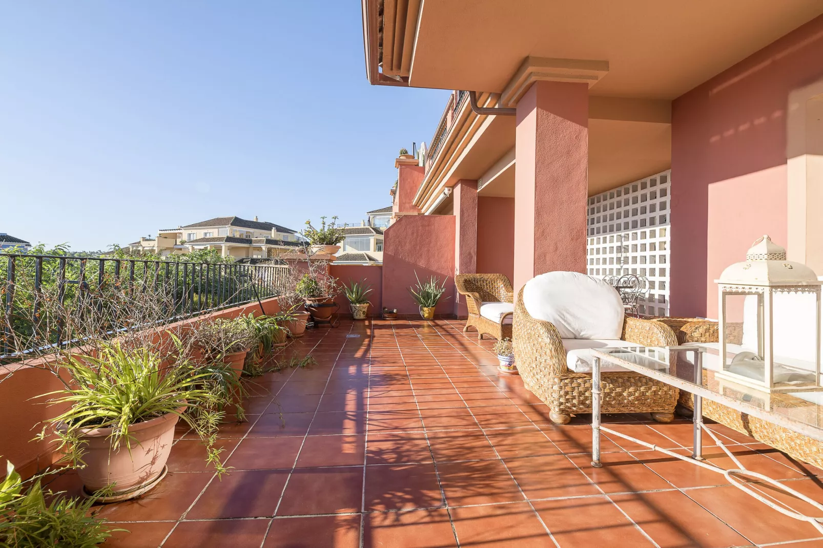 Spikes-Terrasbalkon