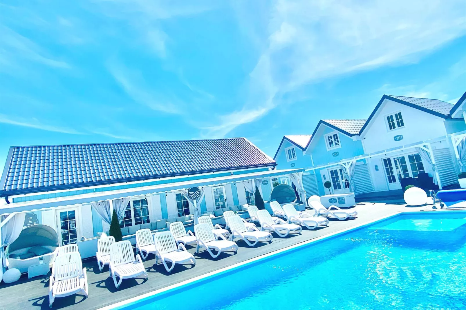Holiday complex, Mielno-TYP A (max 4 Prs.) = TYP B-Zwembad
