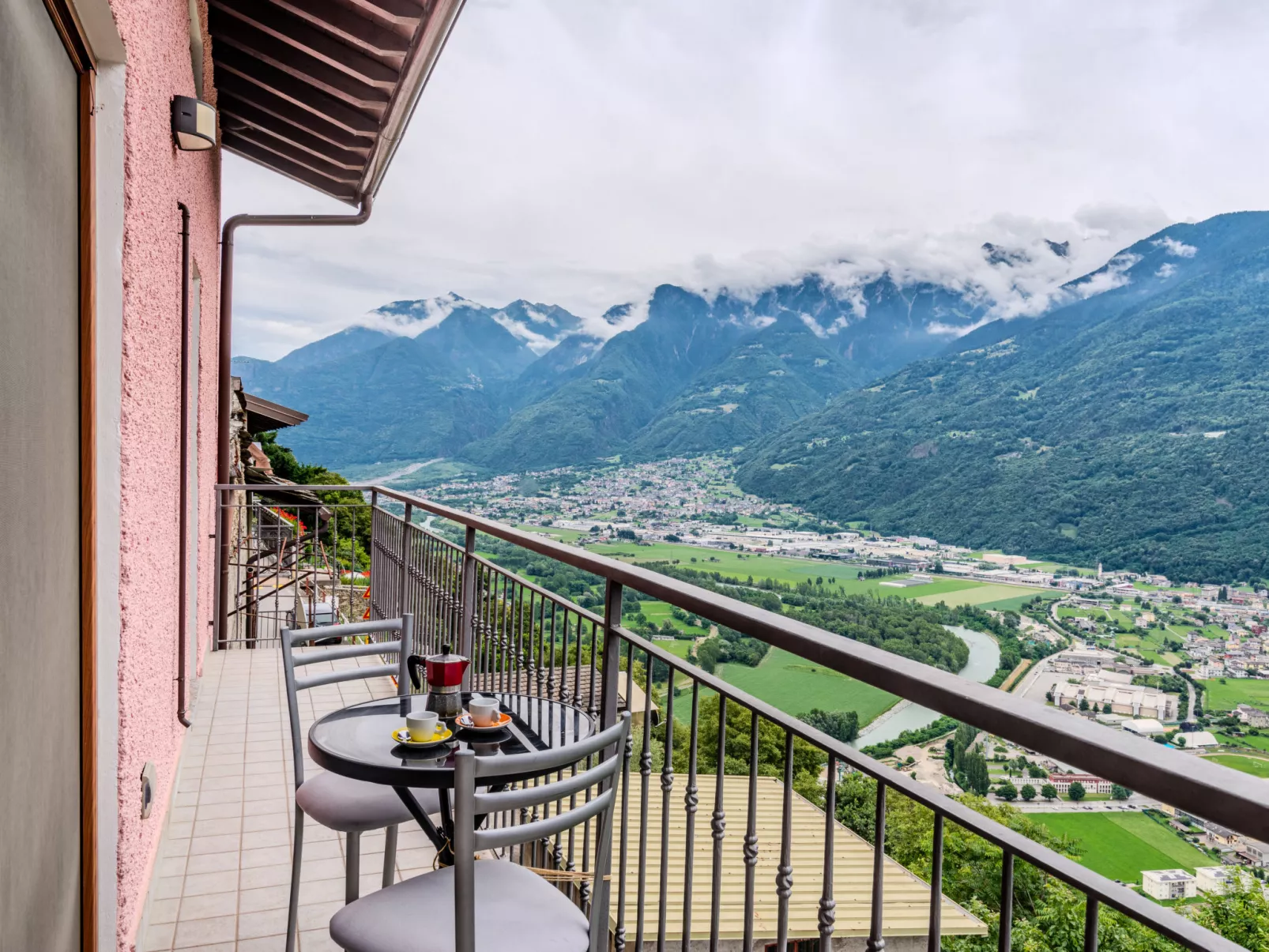 Santa Croce View-Buiten