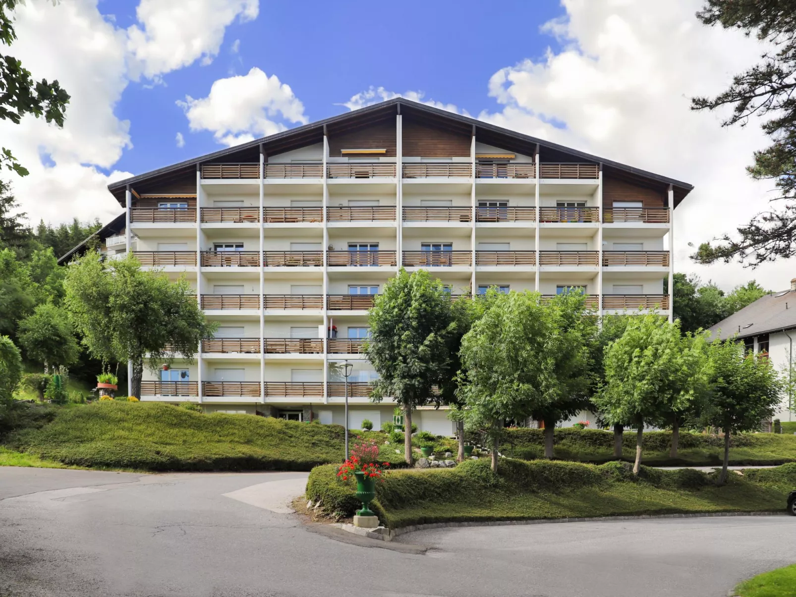 Belmont Ouest 75-Buiten