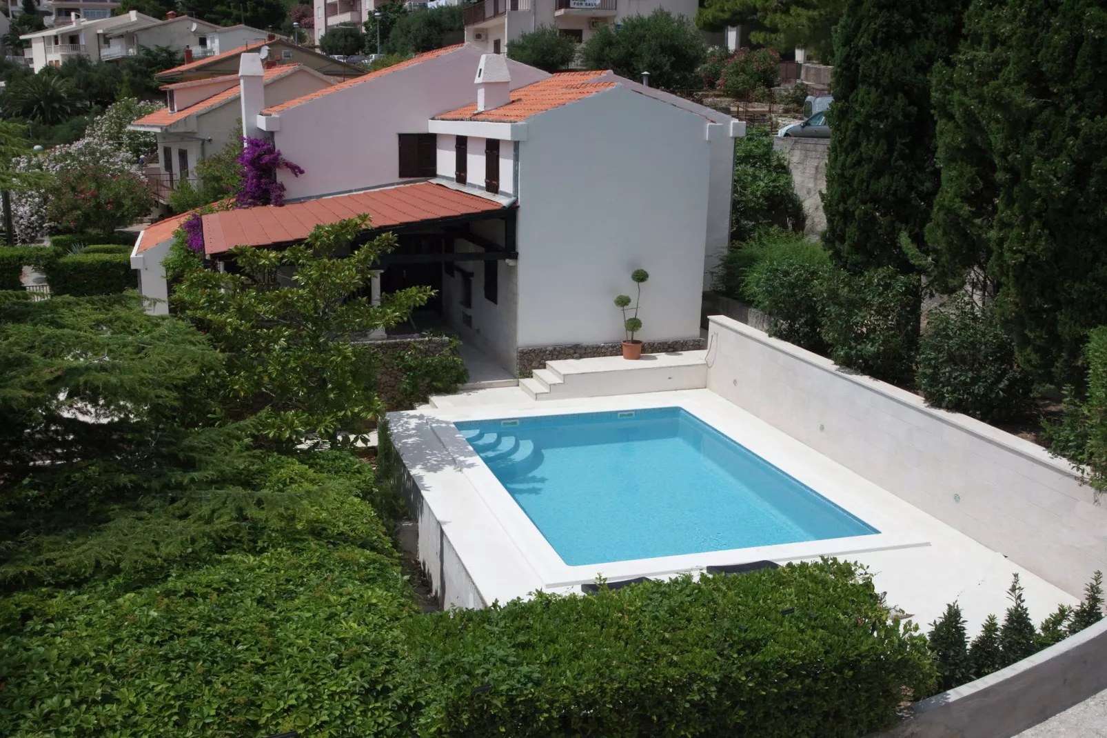 Villa Skalinada-Buitenkant zomer
