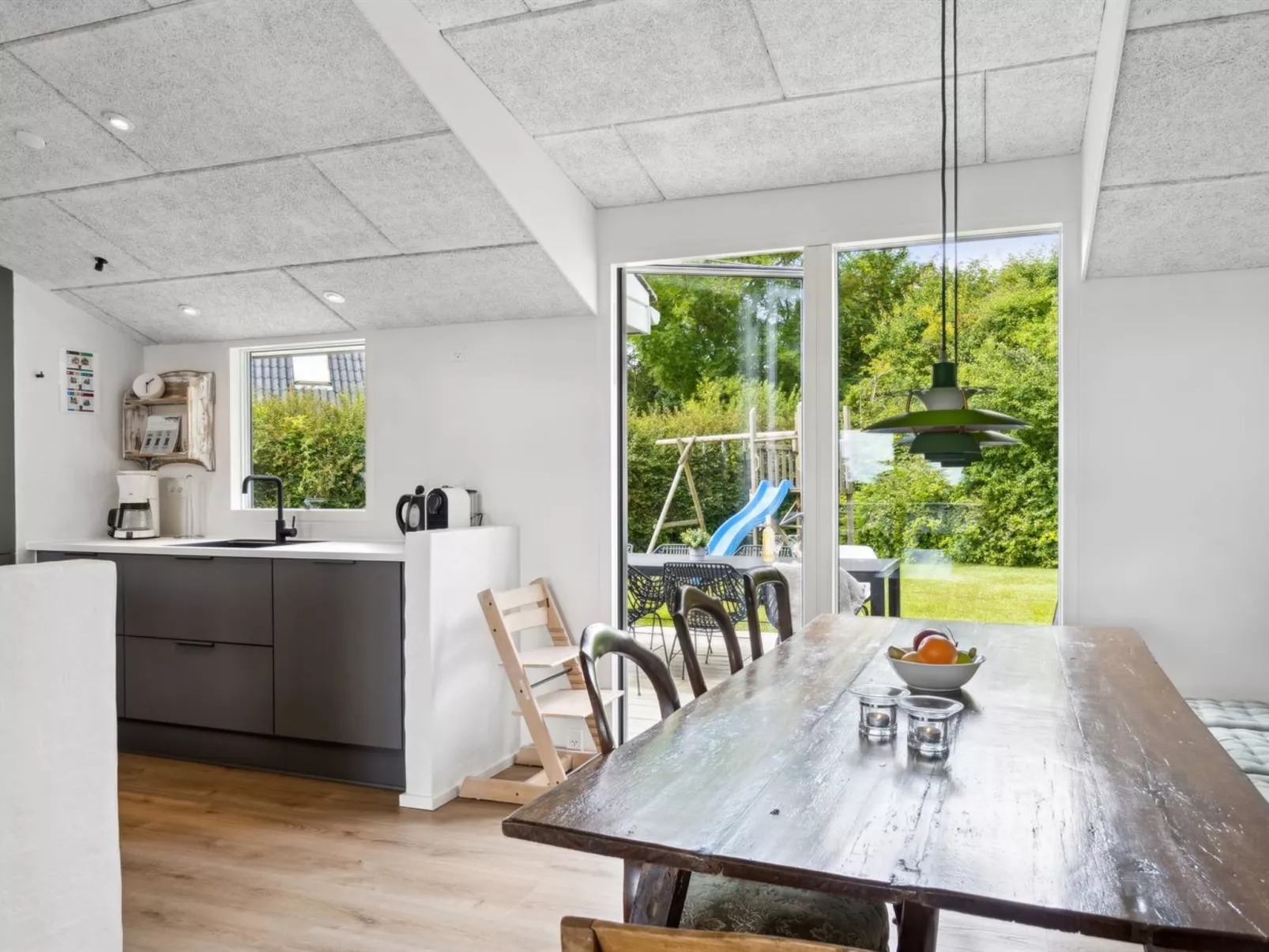 "Svenn" - 300m from the sea