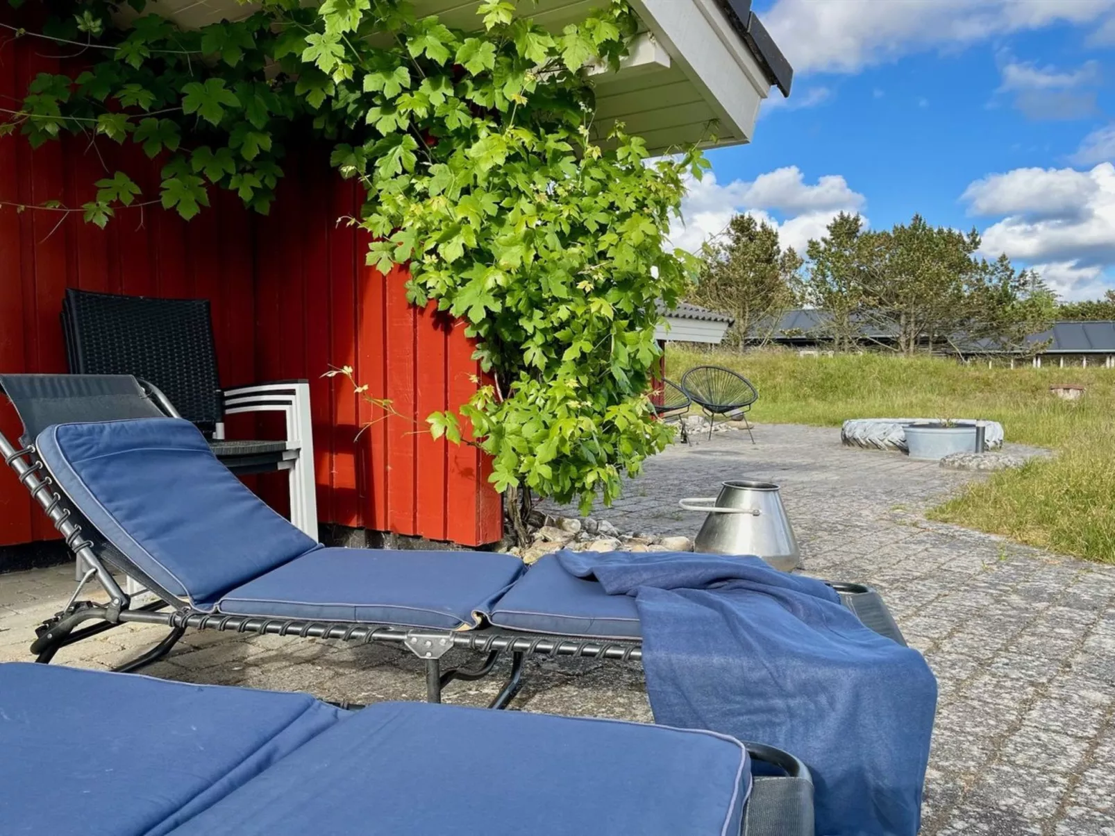 "Esmeralda" - 1.1km from the sea-Buiten