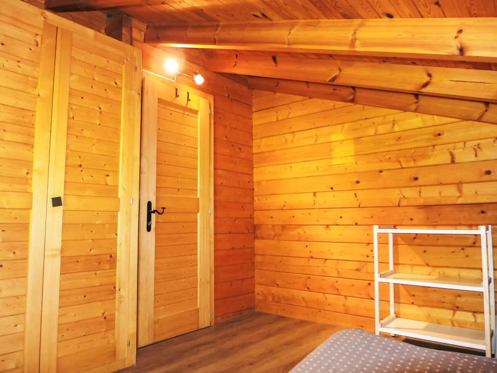 Chalet Sans Nom-Binnen