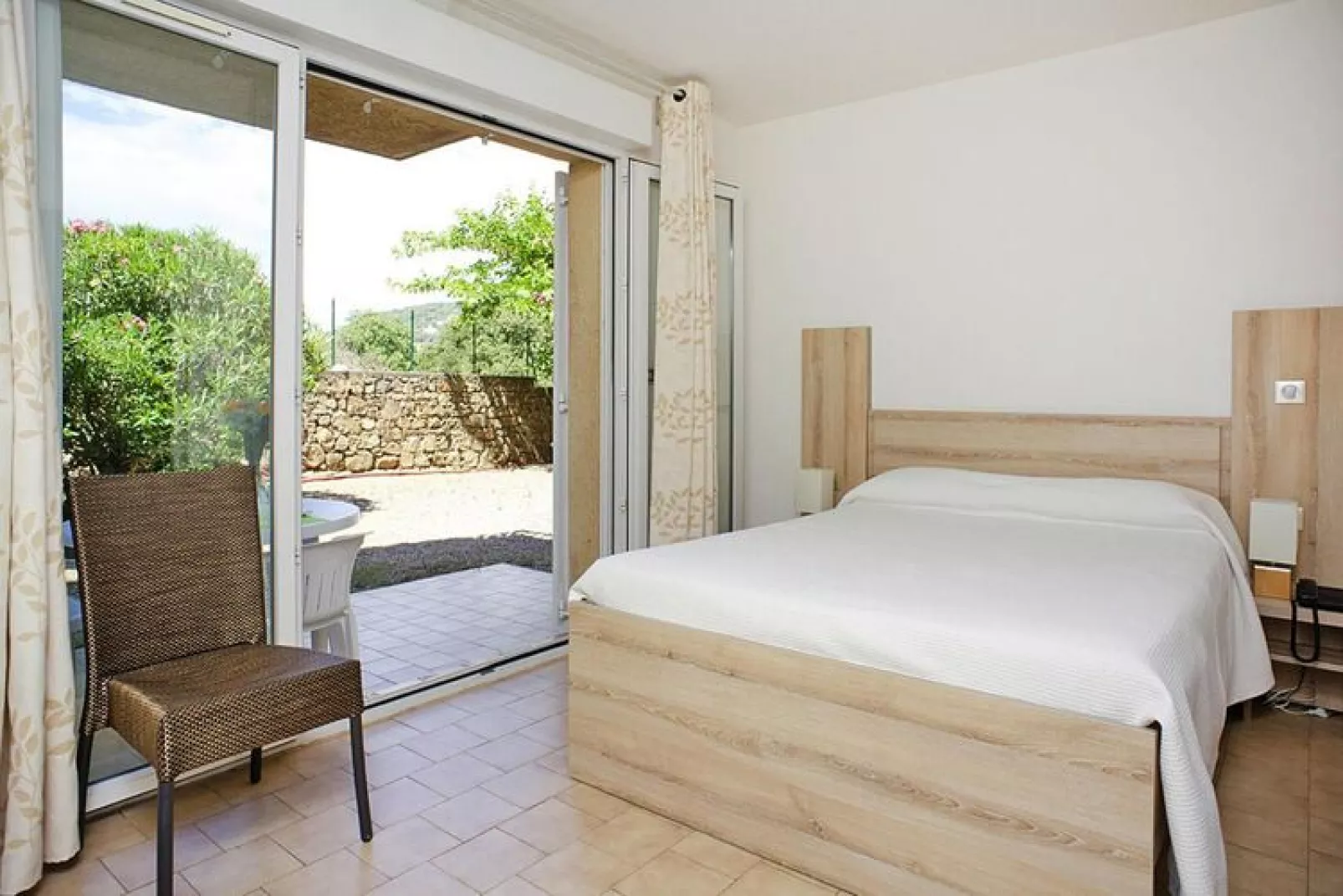 Apartments Motel Le Vieux Moulin Ile Rousse // Studio 2 pers-Slaapkamer