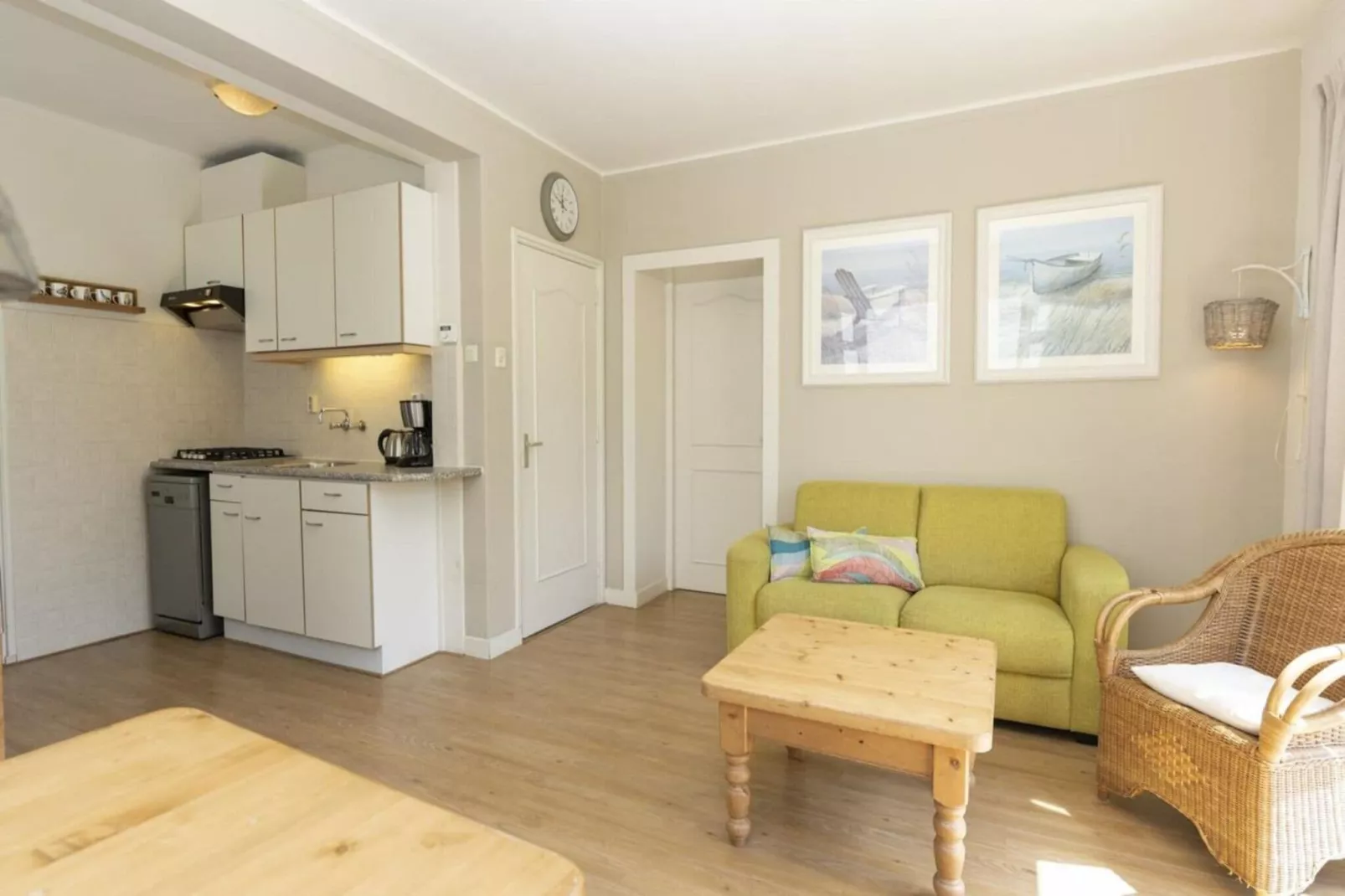 Strandhuys Alikruik-Woonkamer