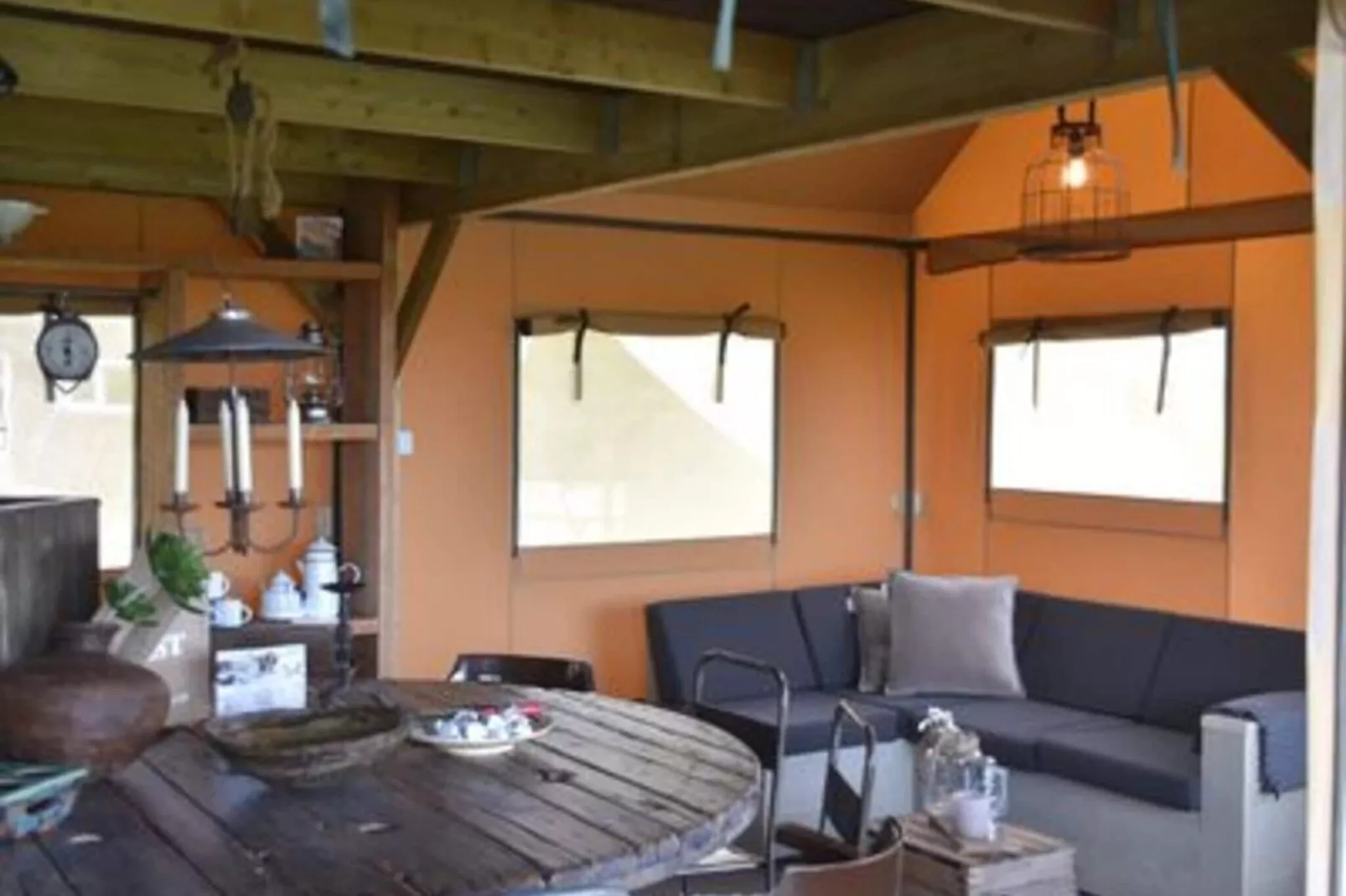 Beach Lodge Groot - Duynpark-Eetkamer