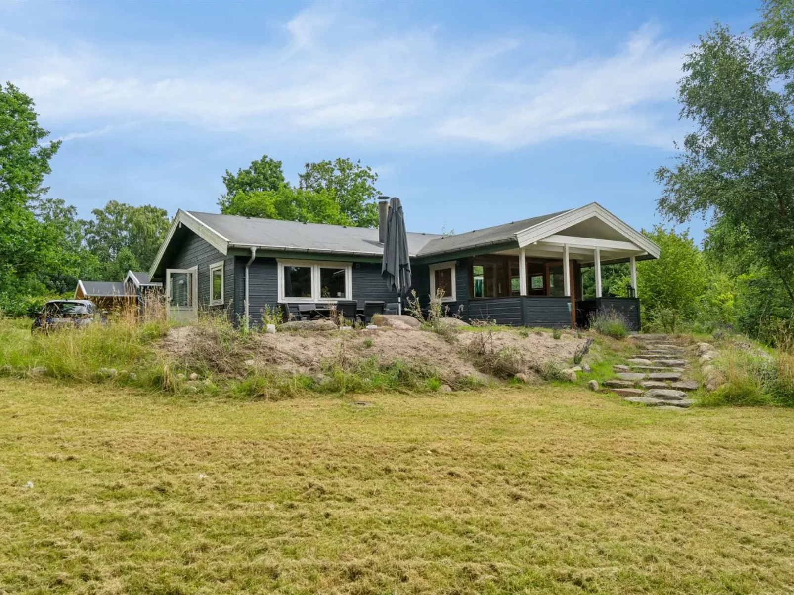 "Gunborg" -  from the sea-Buiten
