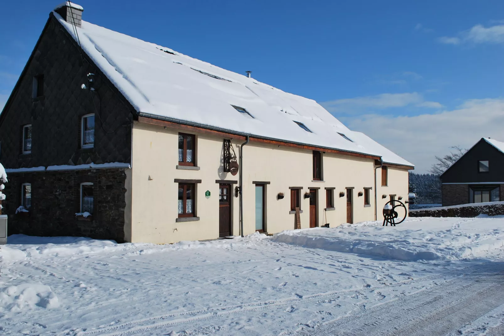 Au bout du circuit-Exterieur winter