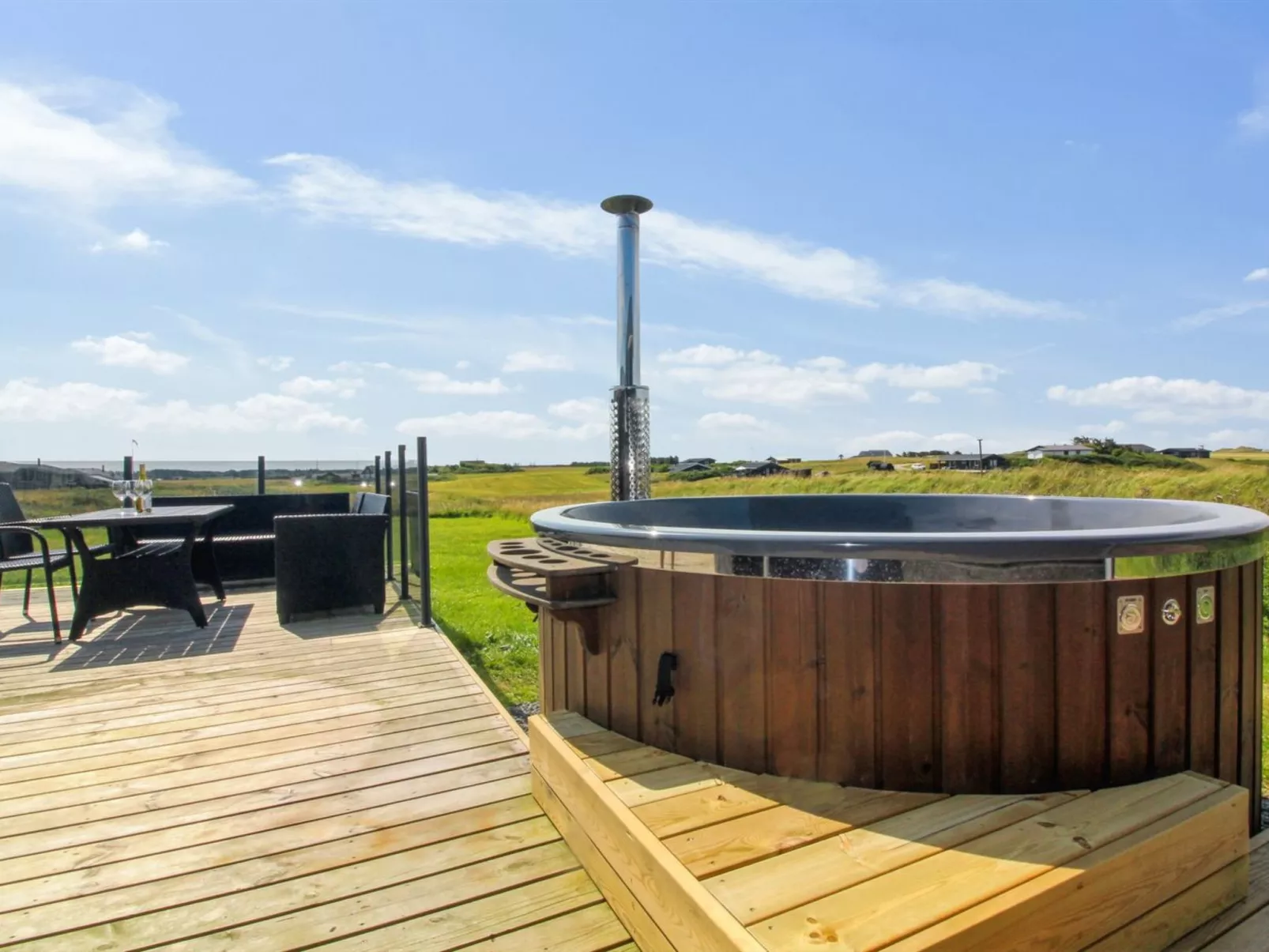"Månviva" - 500m from the sea-Buiten