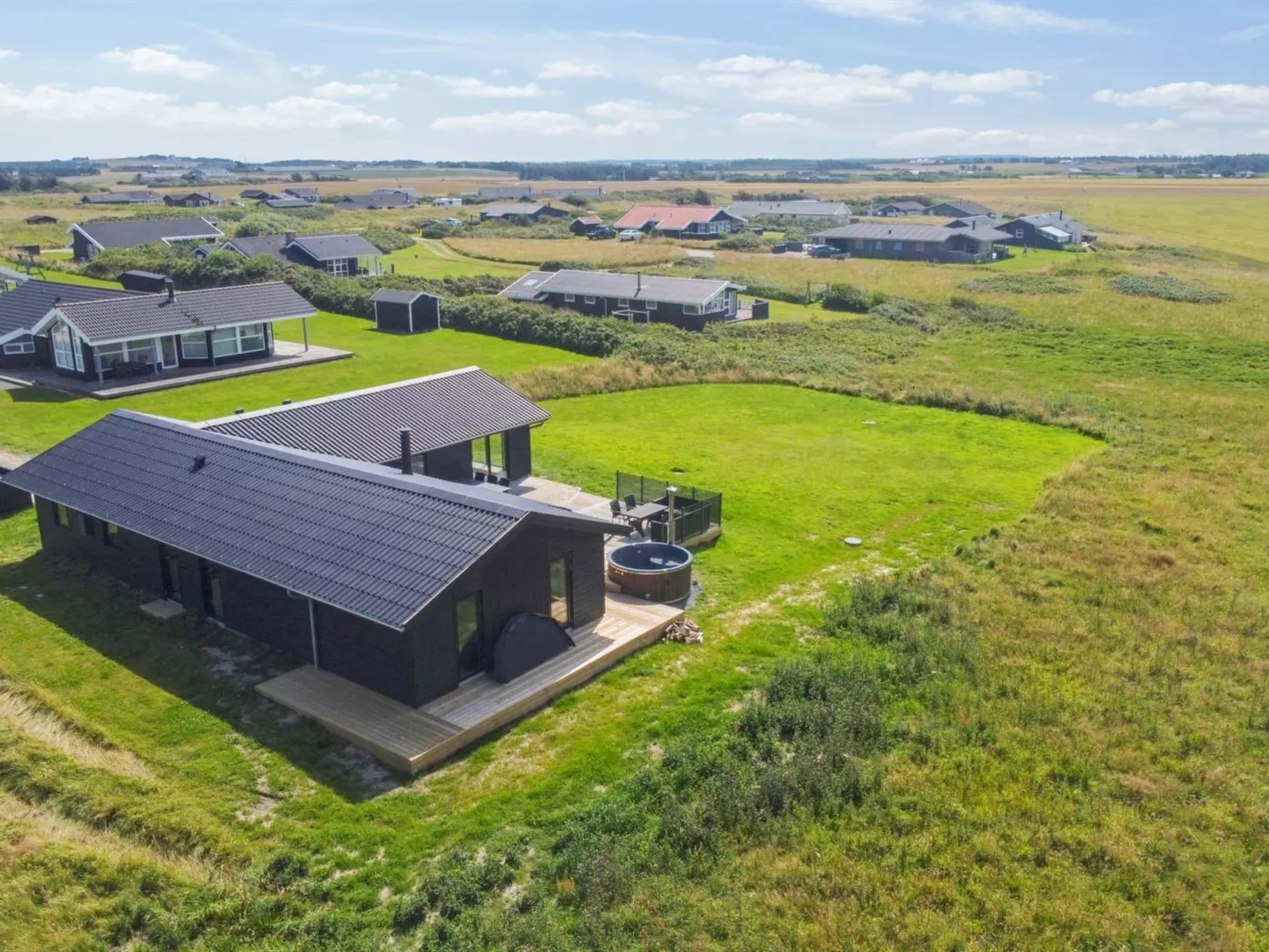 "Månviva" - 500m from the sea-Buiten