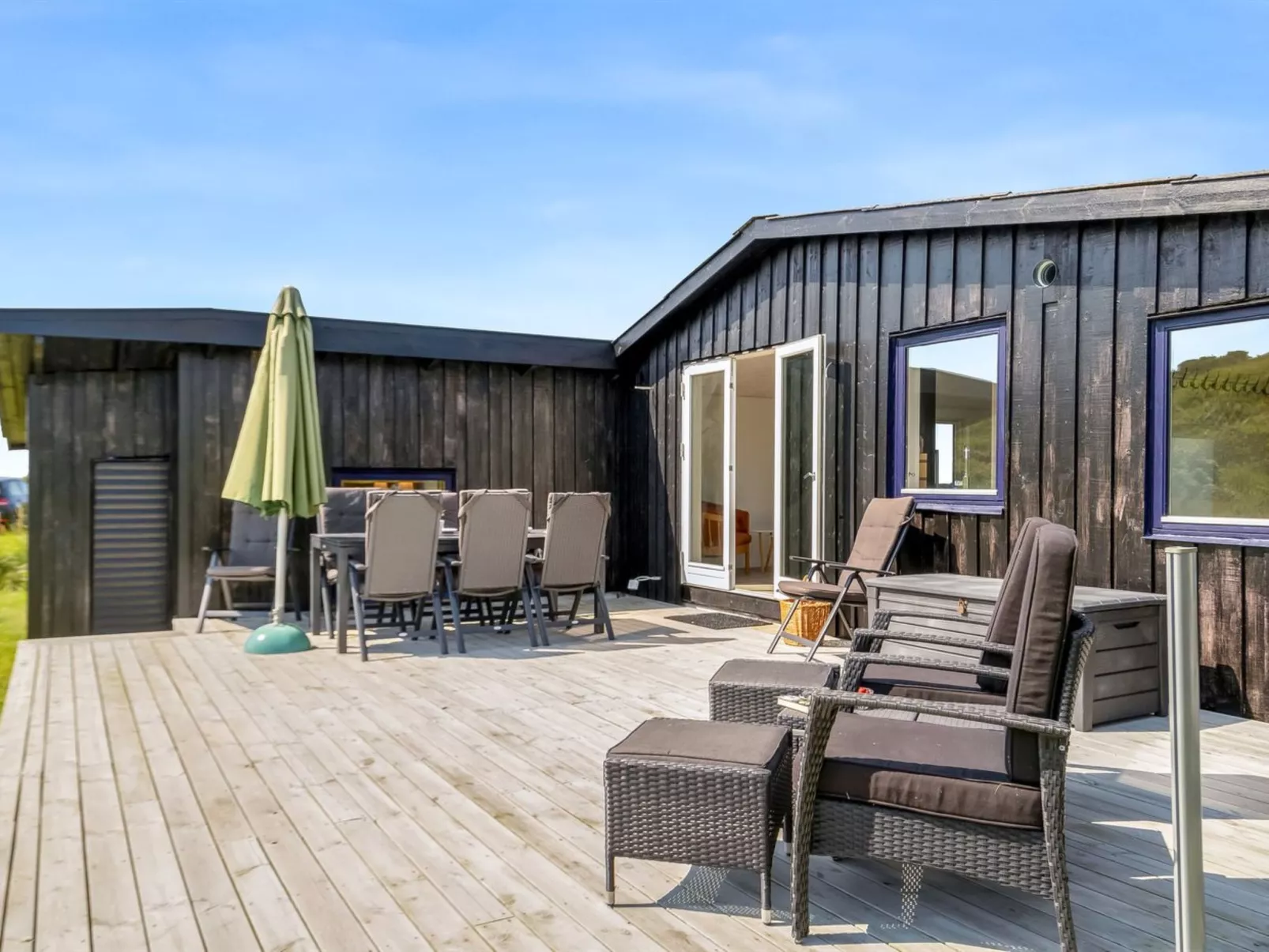 "Senija" - 334m from the sea-Buiten