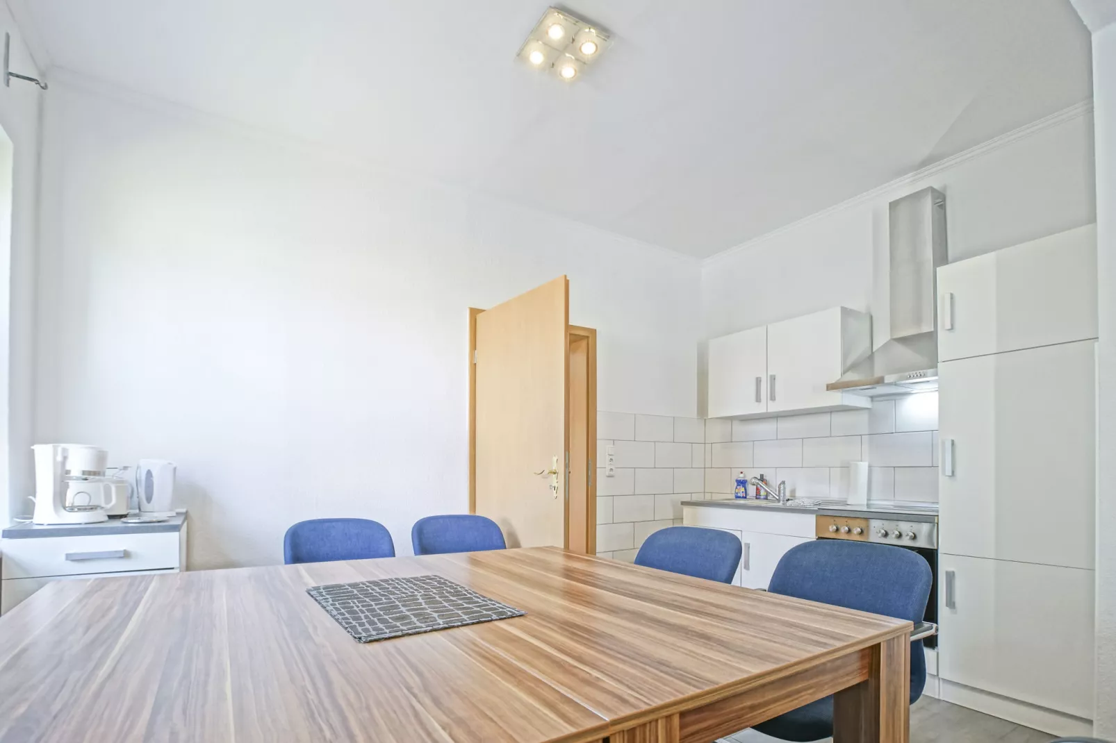 Schöne Ferienwohnung mit Terrasse-Keuken