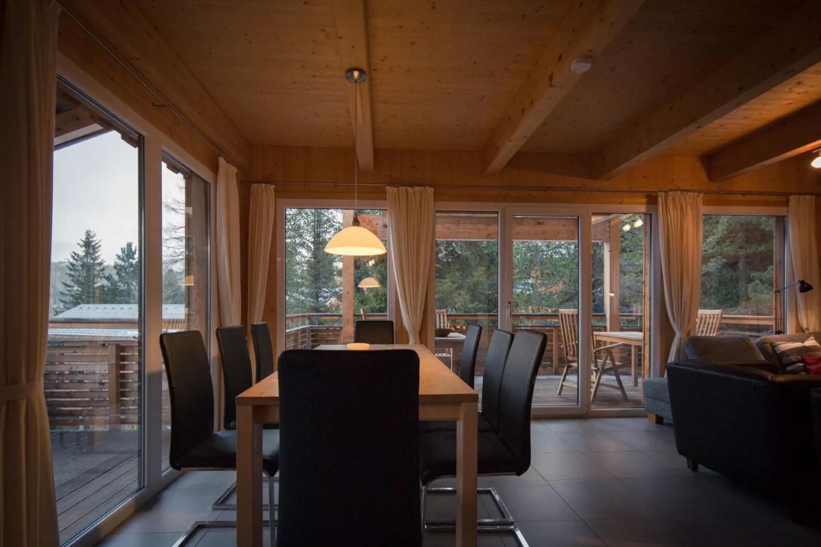 Alpenpark Turrach 33-Eetkamer