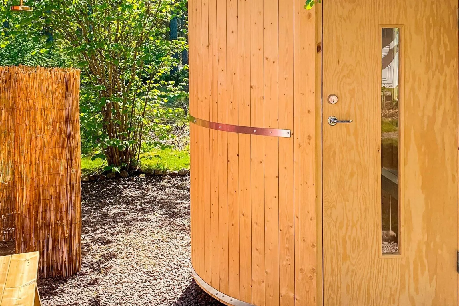 Charmante zomerhut met sauna-By Traum-Sauna