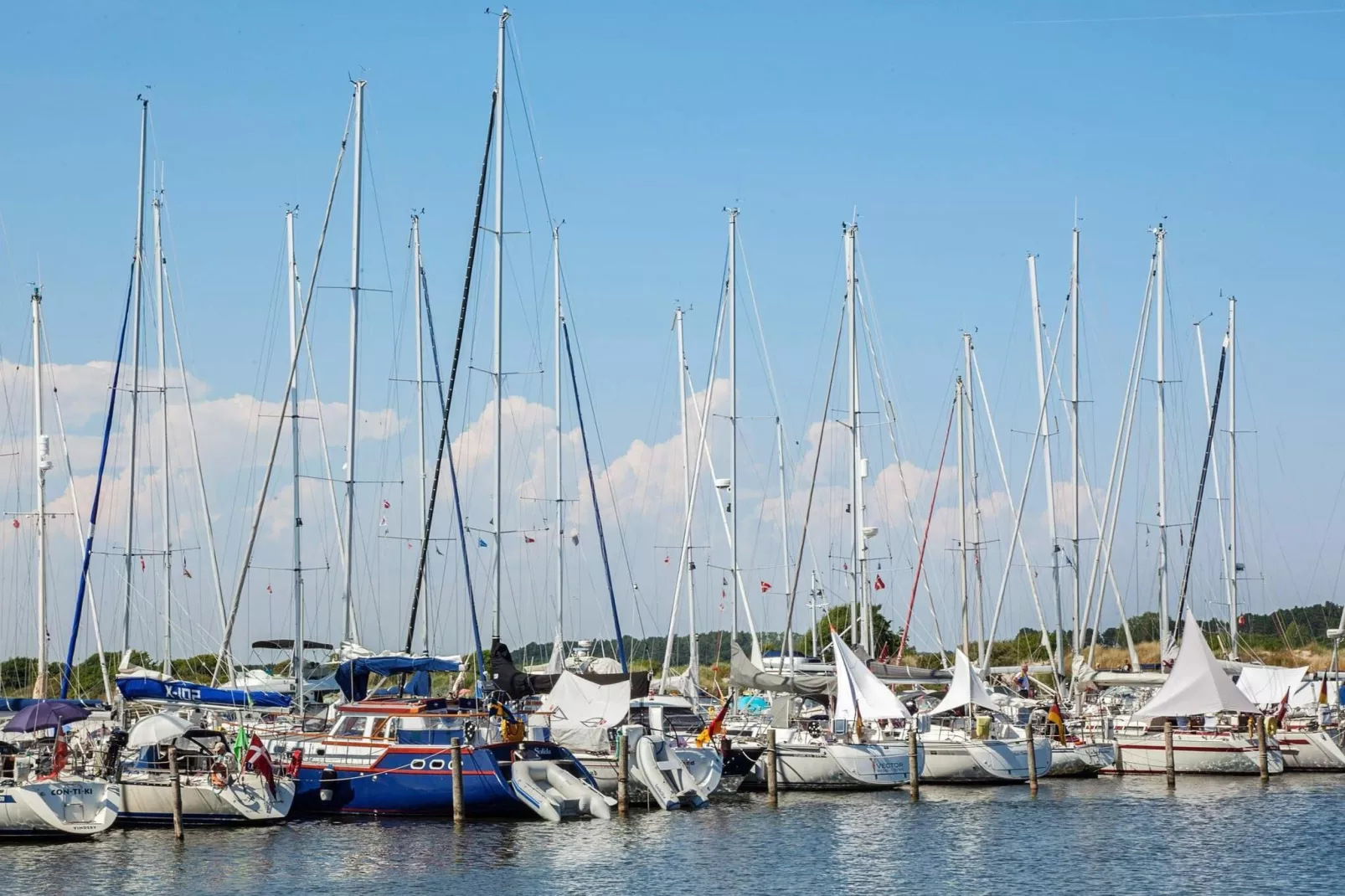 3 room,m/seaview.,2 levels-Waterzicht