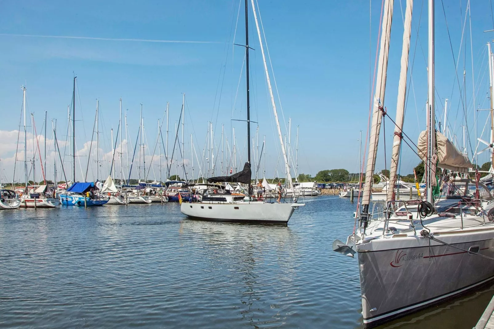 3 room,m/seaview.,2 levels-Waterzicht