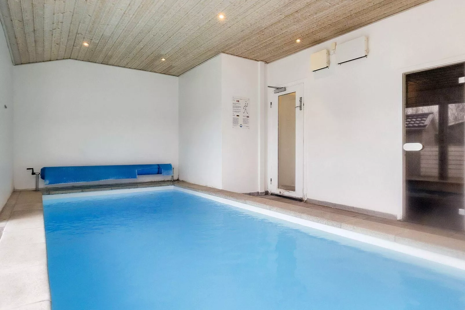 12 persoons vakantie huis in Rødby-By Traum-Zwembad