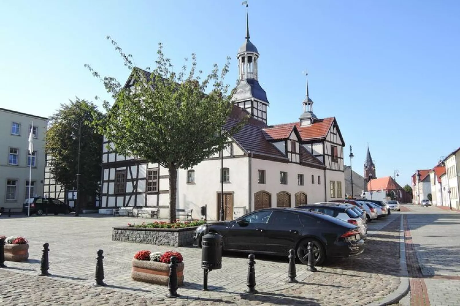 Holiday Home in Nowe Warpno Oranges Haus-Buitenkant zomer