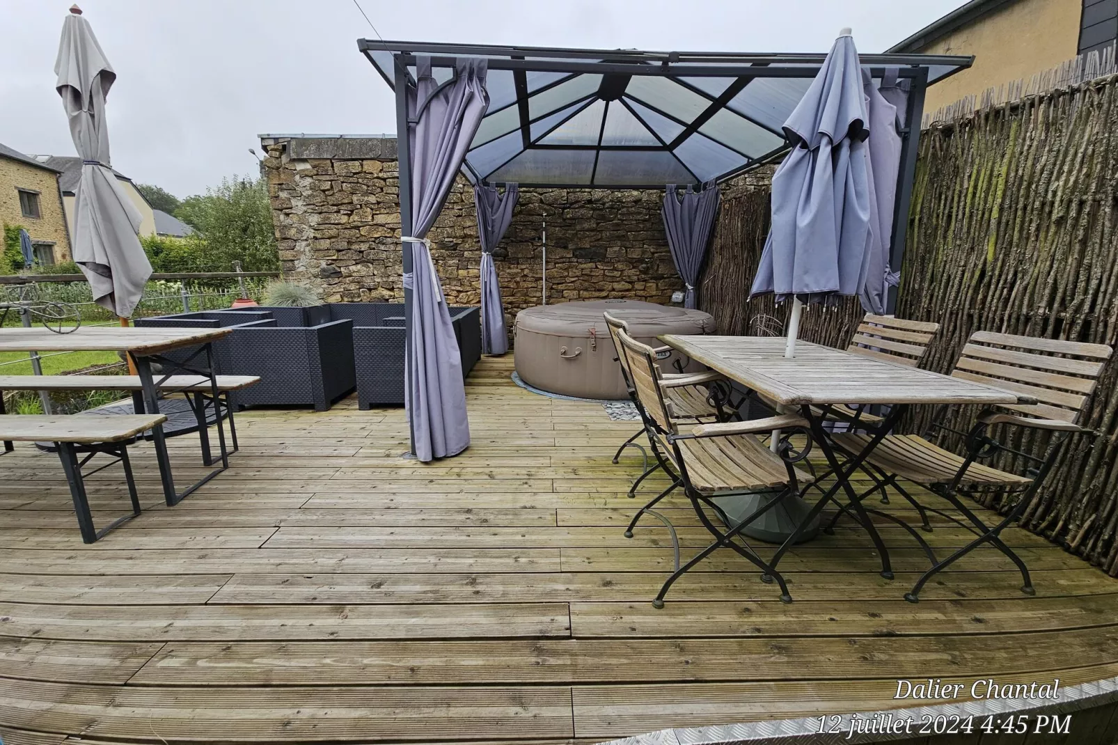 Entre Gaume et Ardenne-Terrasbalkon