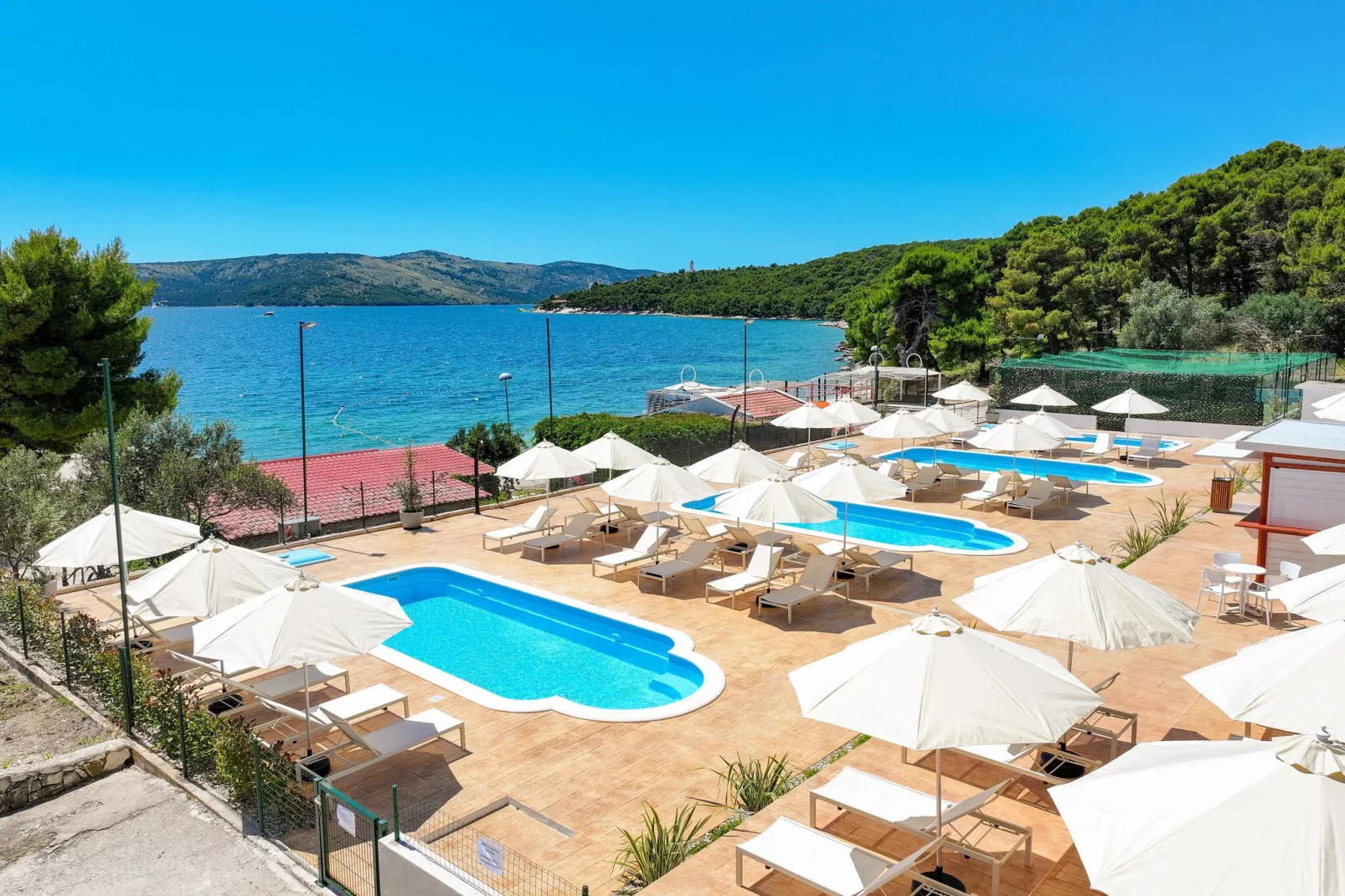 Apartments Medena Trogir - Seget Donji - A2plus2 Superior ca 42 qm für 4 Pers-Parkfaciliteiten