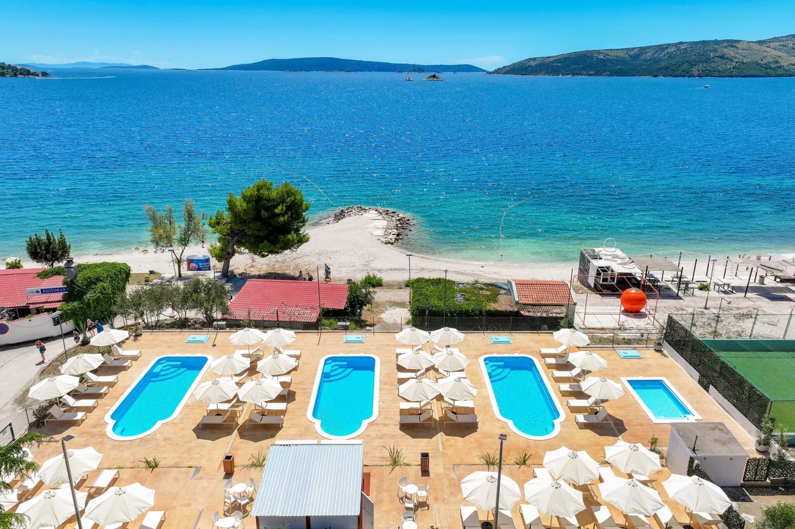 Apartments Medena Trogir - Seget Donji - A2plus2 Superior ca 42 qm für 4 Pers-Parkfaciliteiten