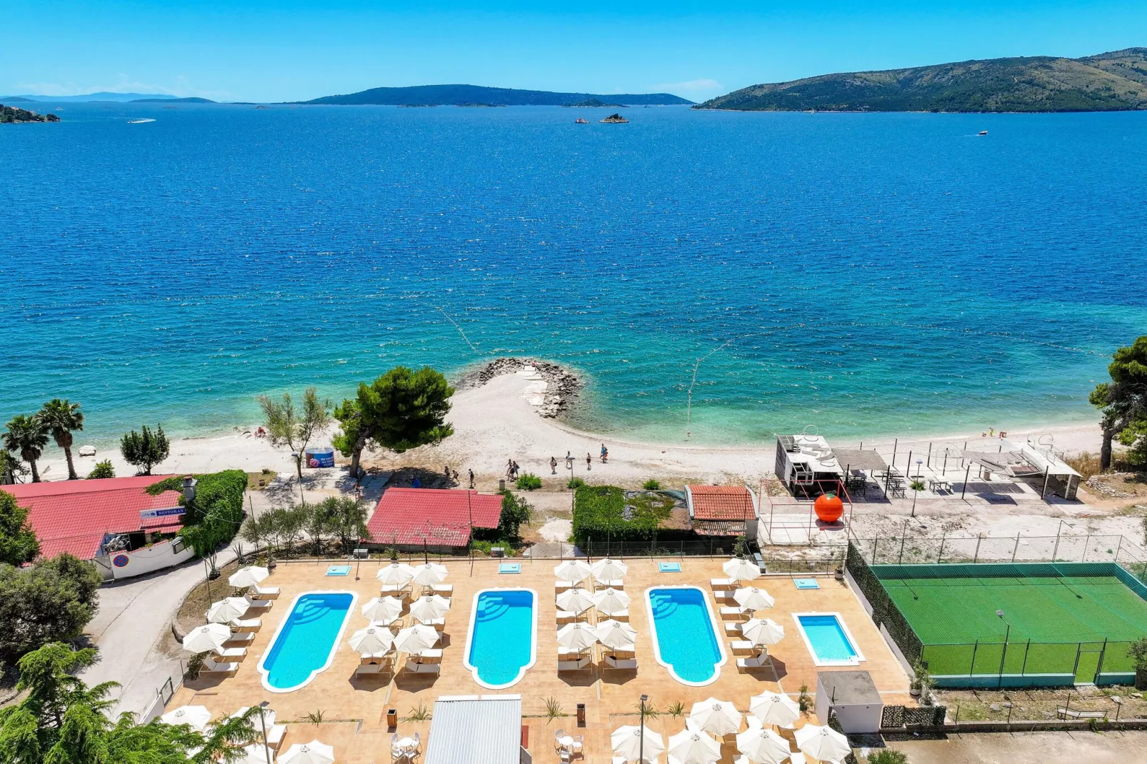 Apartments Medena Trogir - Seget Donji - B 4plus1 Superior Seaside-Waterzicht