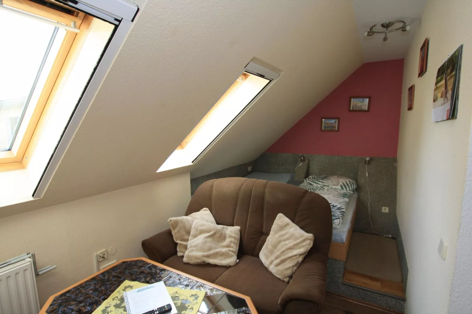 Studio im DG 23 qm-Woonkamer