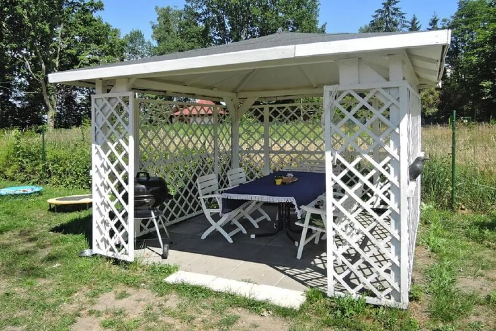 New holiday home in Nowe Warpno at the lake for 6 persons-Buitenkant zomer