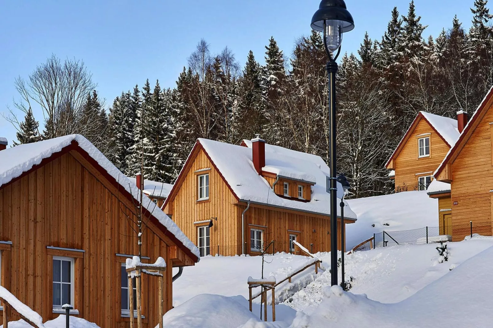 ExclusivLodge - 6 Pers-Buitenkant zomer