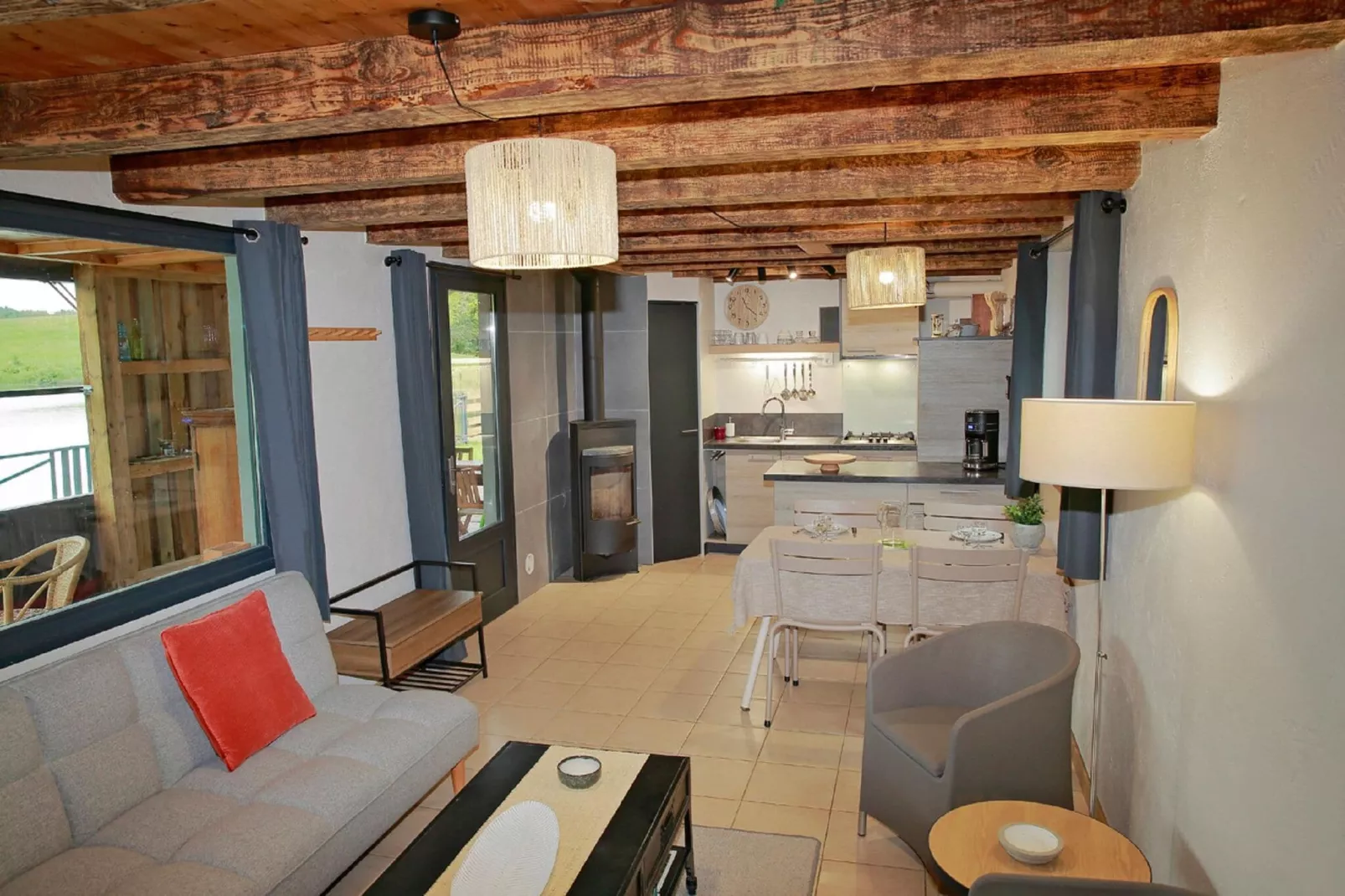 Gîte "Au bord de l'Eau "-Woonkamer