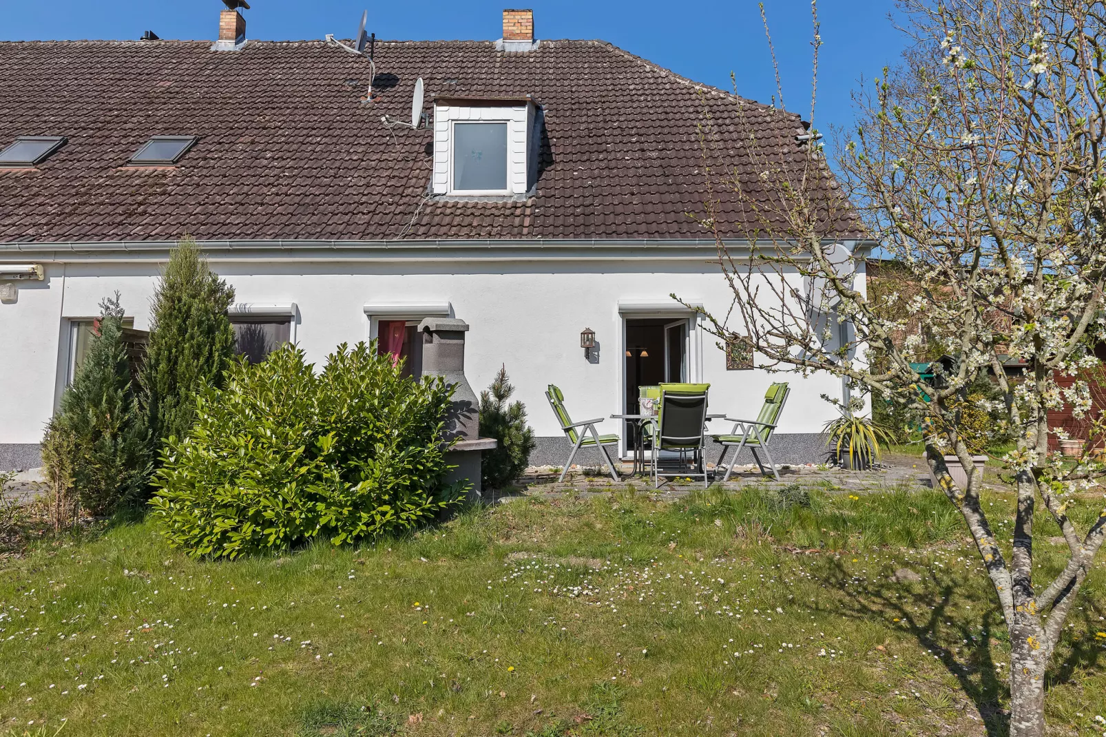 Ferienwohnung Gingst-Buitenkant zomer