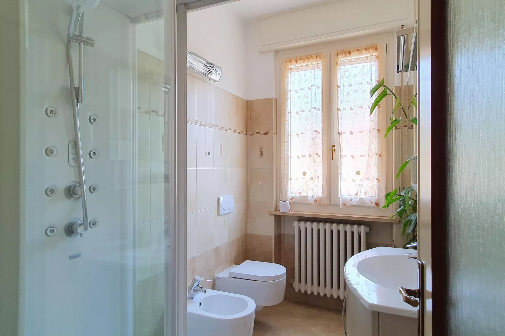FIT03/1 - Villa Fiorita-Badkamer