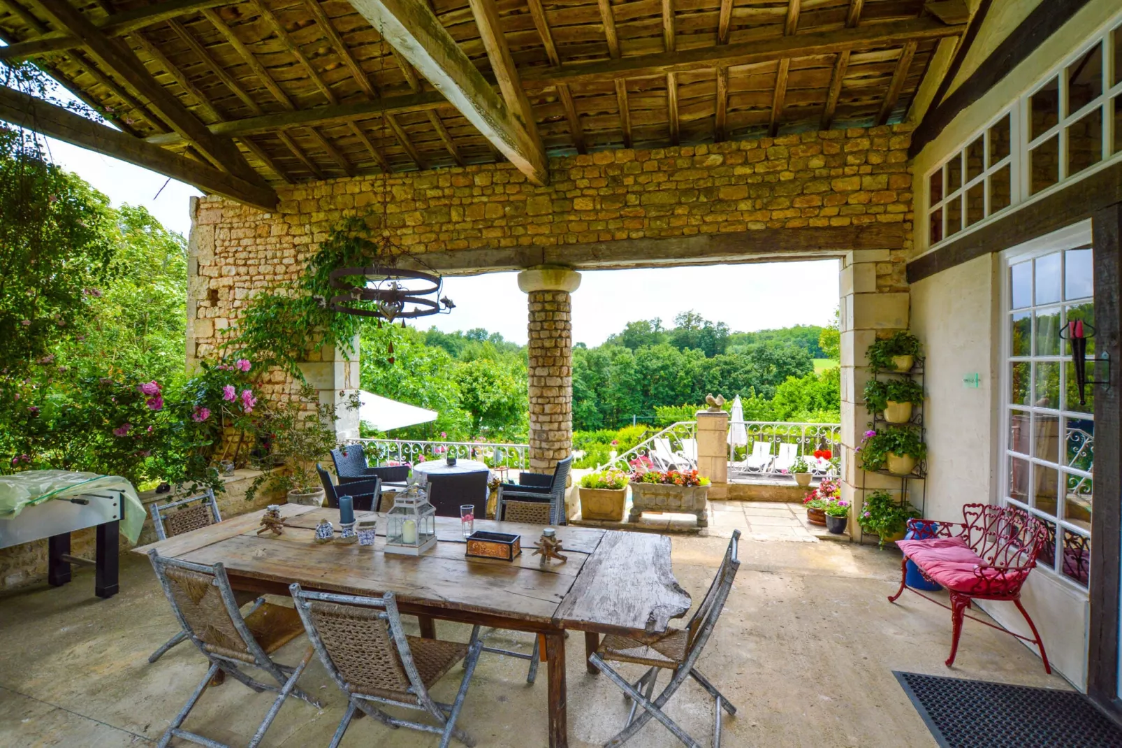 Maison fabuleuse avec piscine-Terrasbalkon