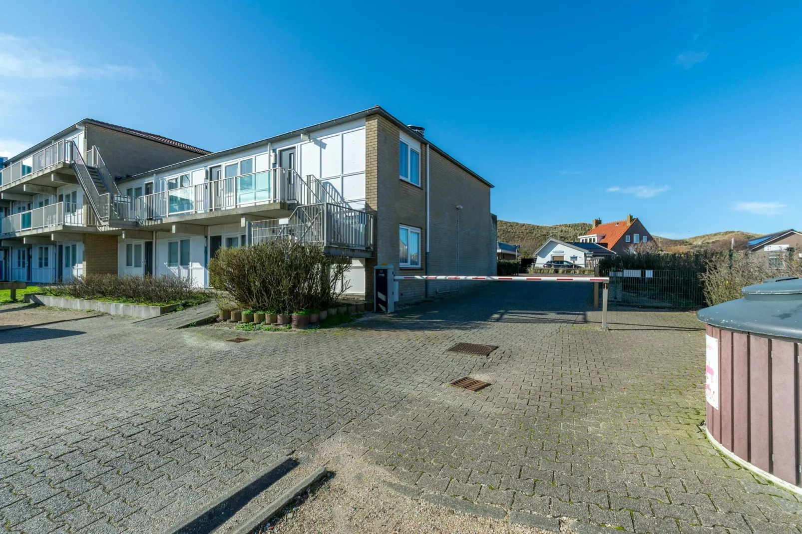 Beach Appartement 05-Buitenkant zomer