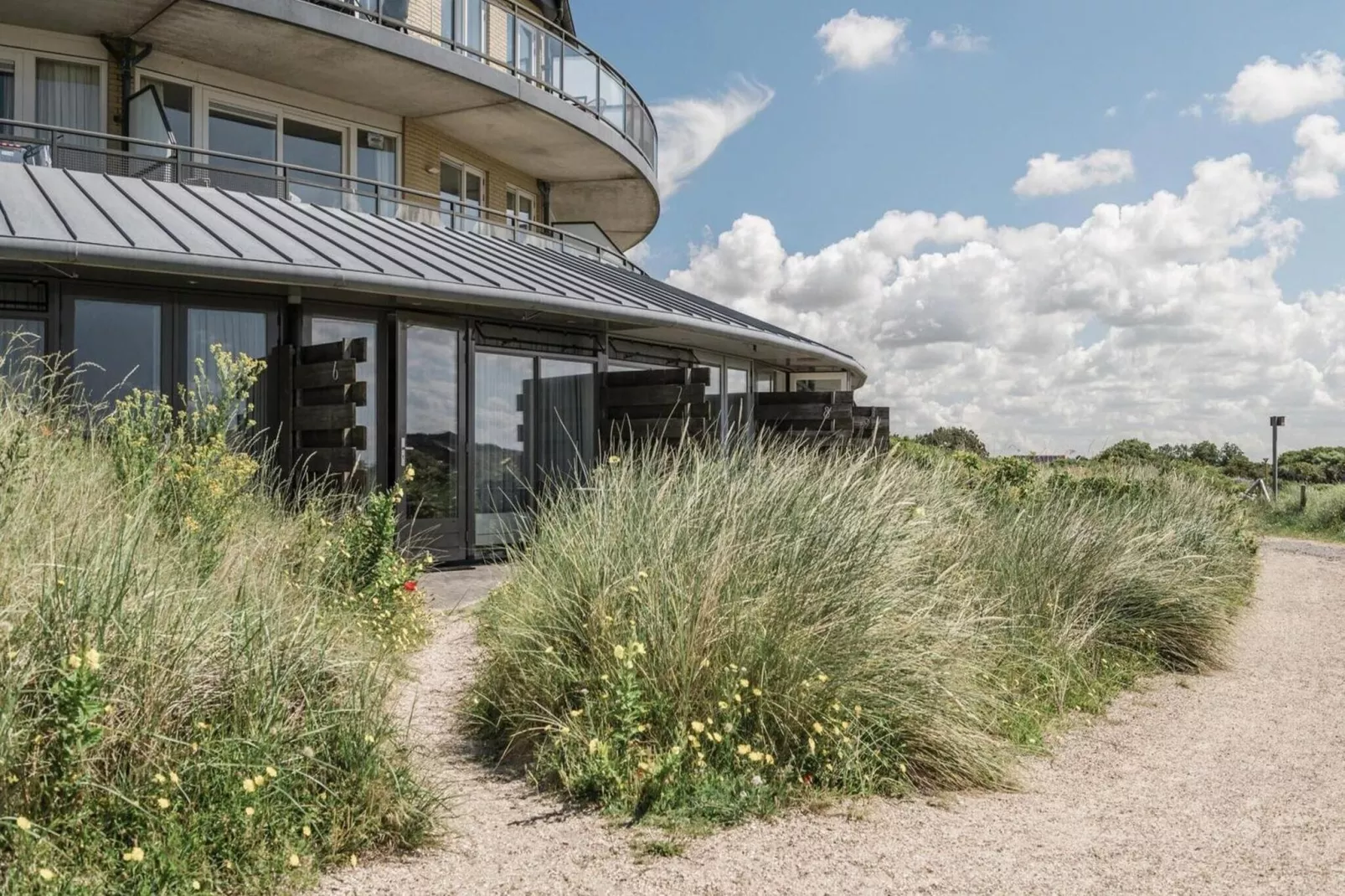 Duynsuites aan zee-Buitenkant zomer