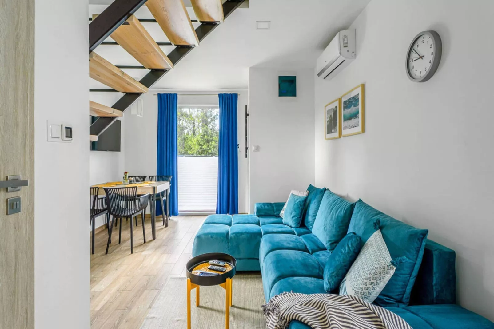 Domek Komfortowy 70 m2 Niechorze-Woonkamer