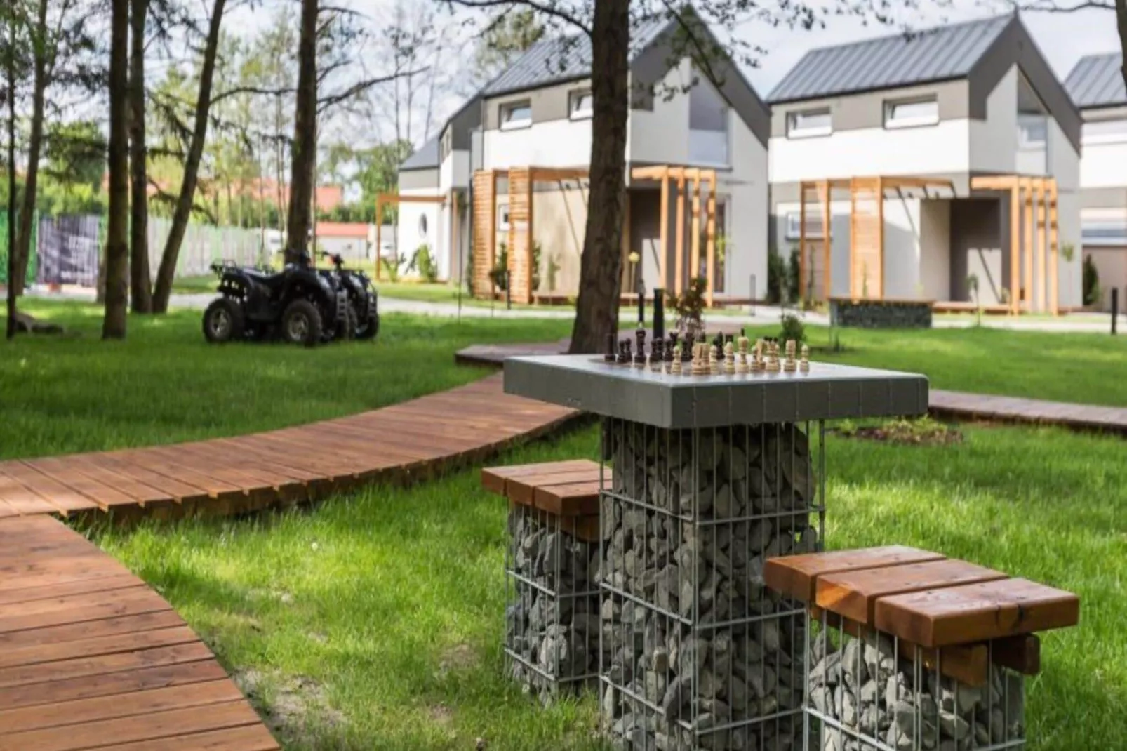 Domek Komfortowy 70 m2 Niechorze-Tuinen zomer