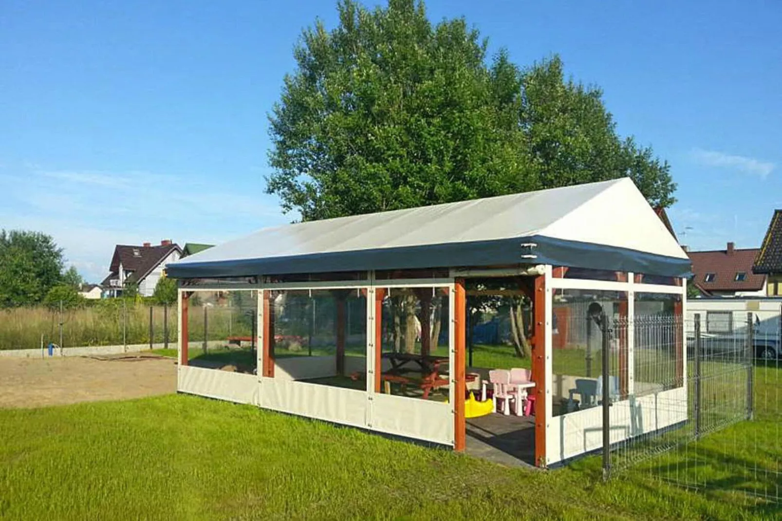 Apartament studio 2-os Sianożęty-Buitenkant zomer