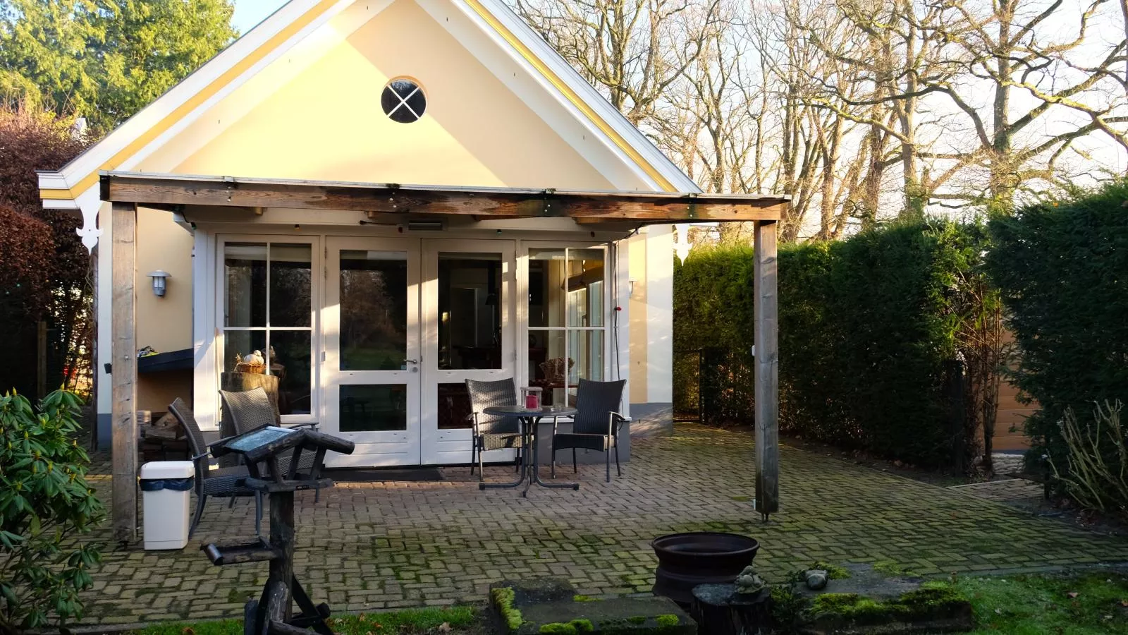 Wellnesshuisje Kalheupink-Buitenkant zomer