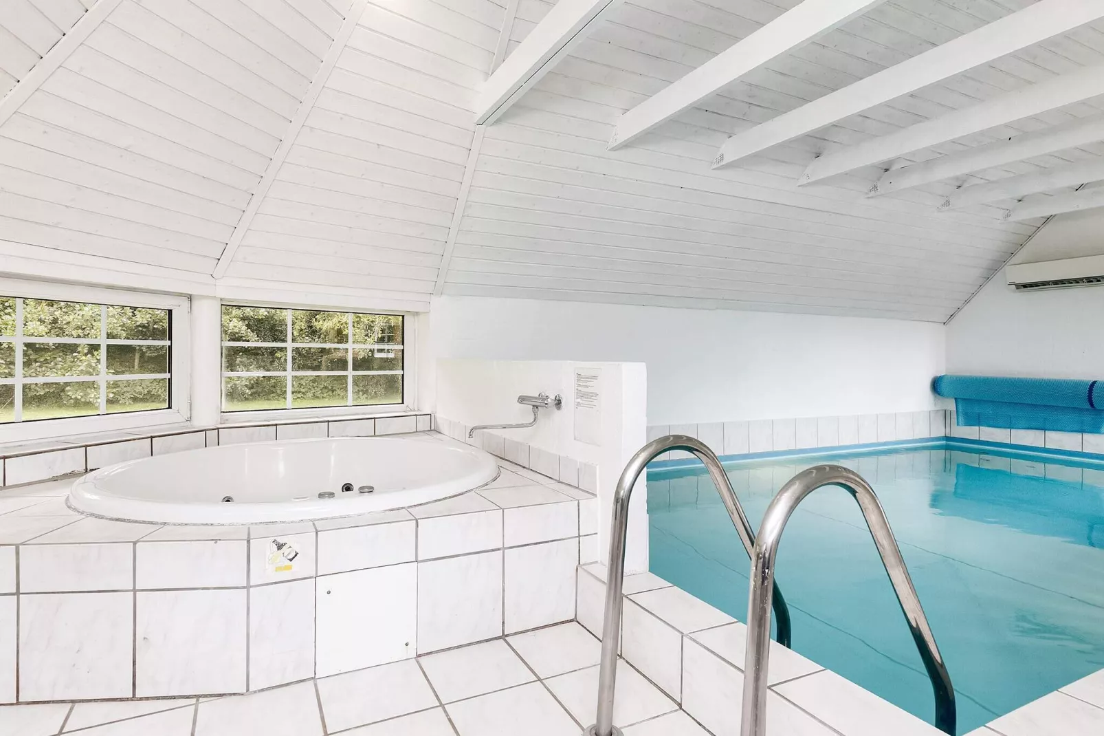 12 persoons vakantie huis in Væggerløse-By Traum-Zwembad