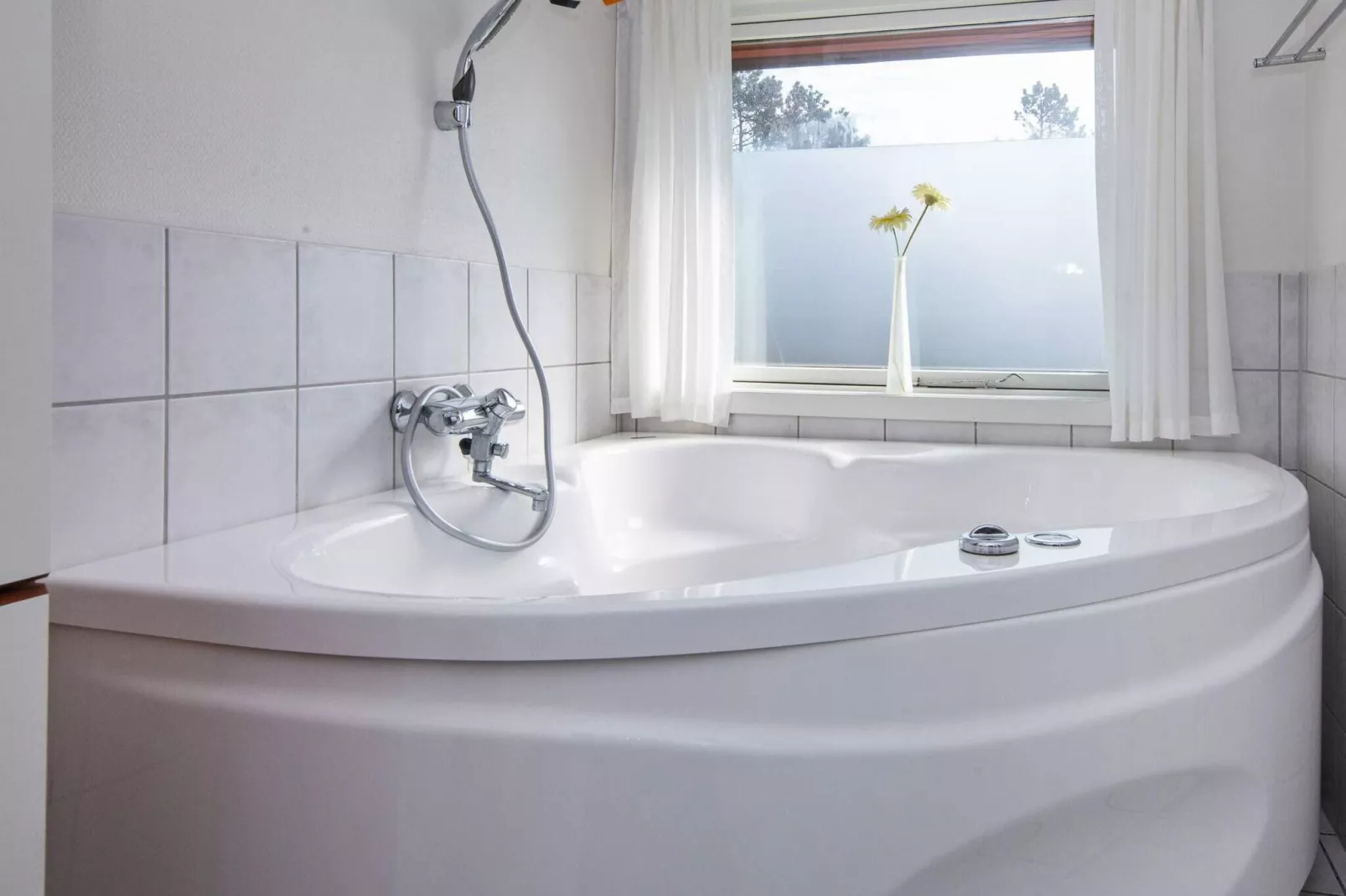 Luxueuze vakantiewoning in Henne met whirlpool