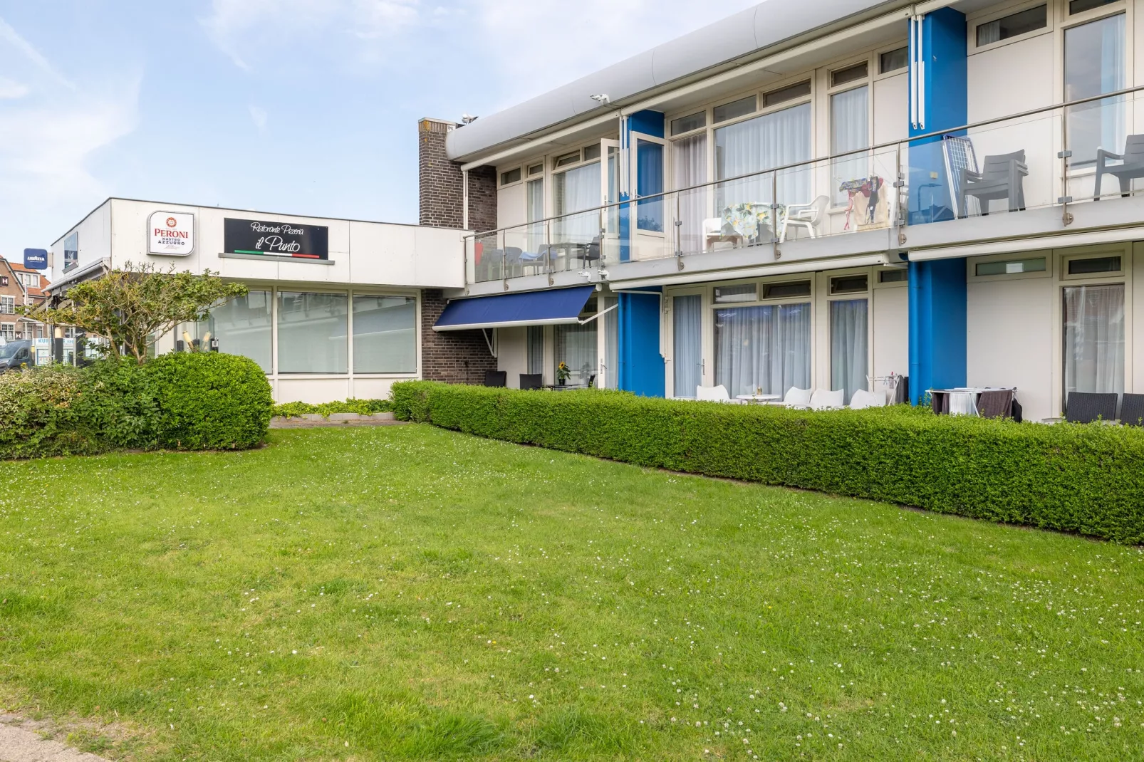 Kurhaus- appartement 5 Zoutelande-Buitenkant zomer
