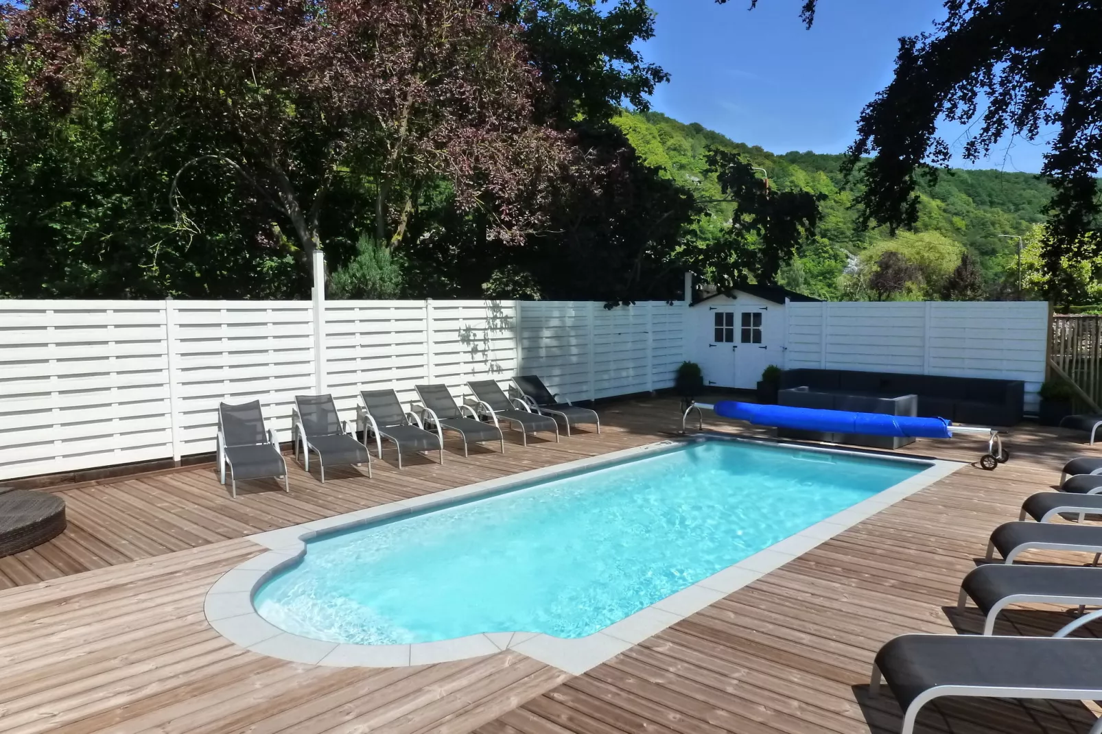 poolofhouse