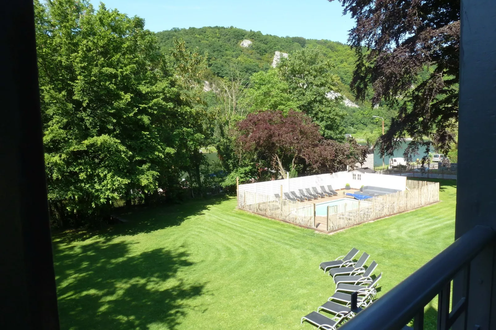 Le Manoir-Tuinen zomer