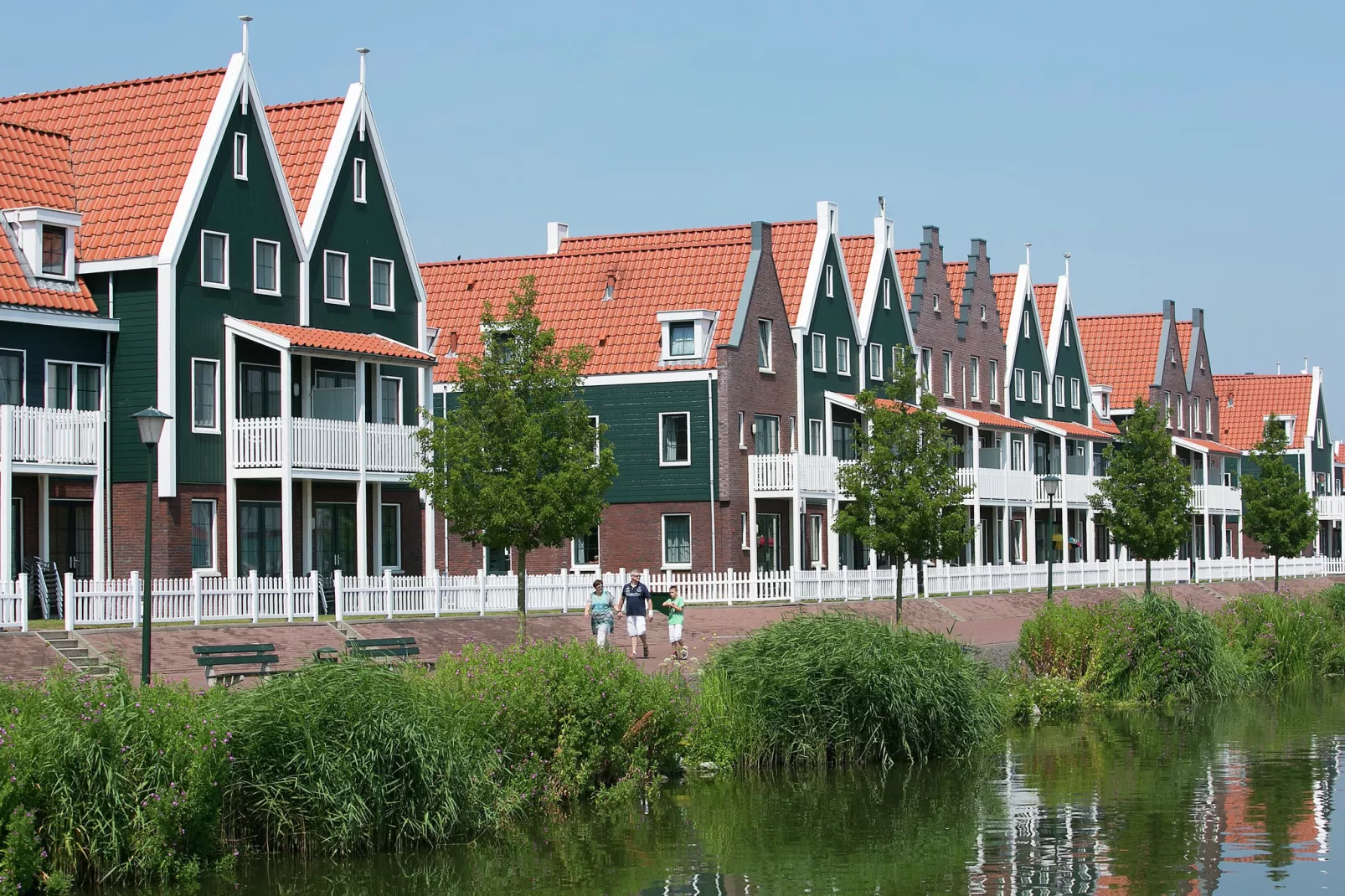 Marinapark Volendam 3-Buitenkant zomer