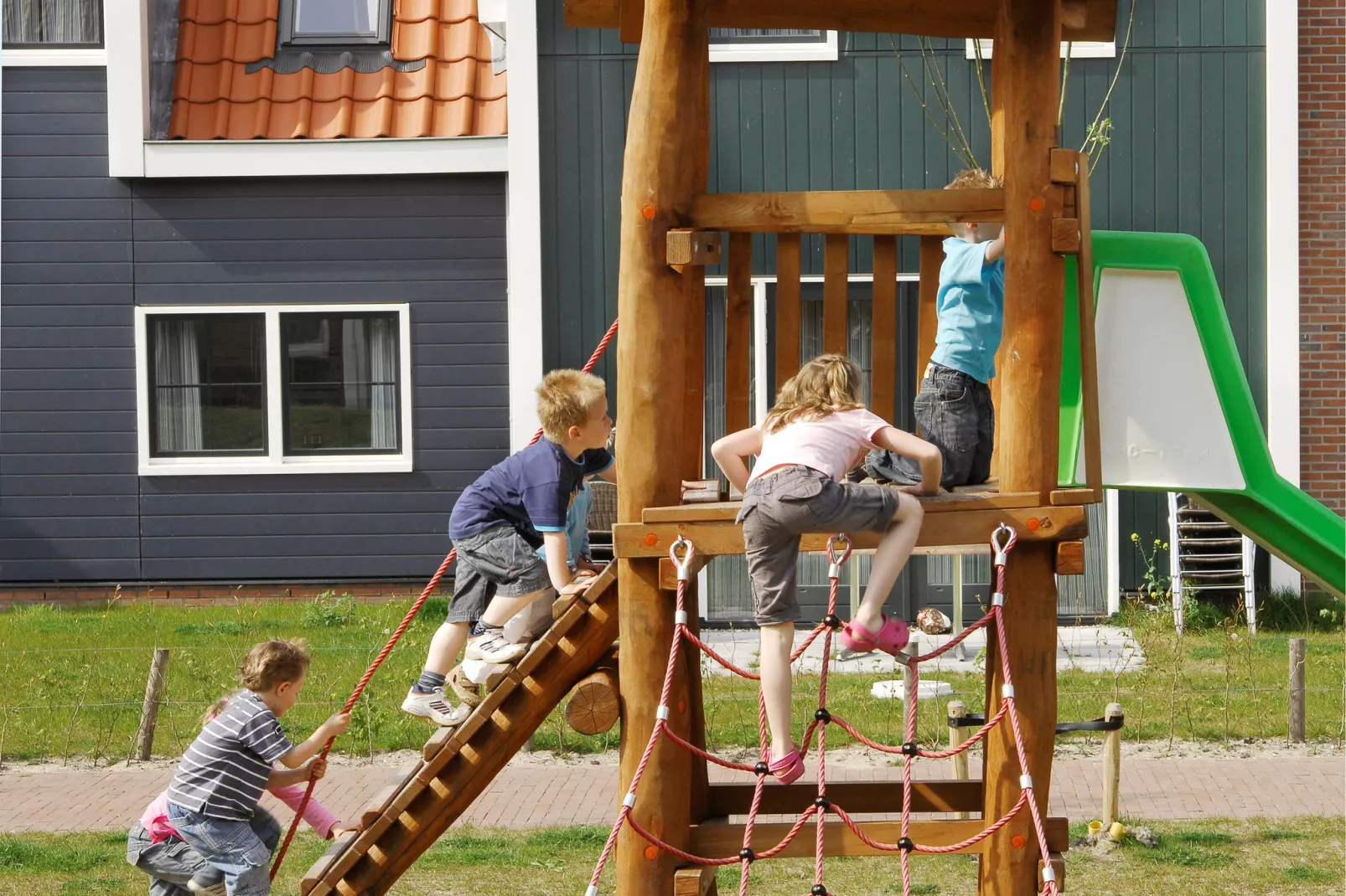 Marinapark Volendam 3-Parkfaciliteiten