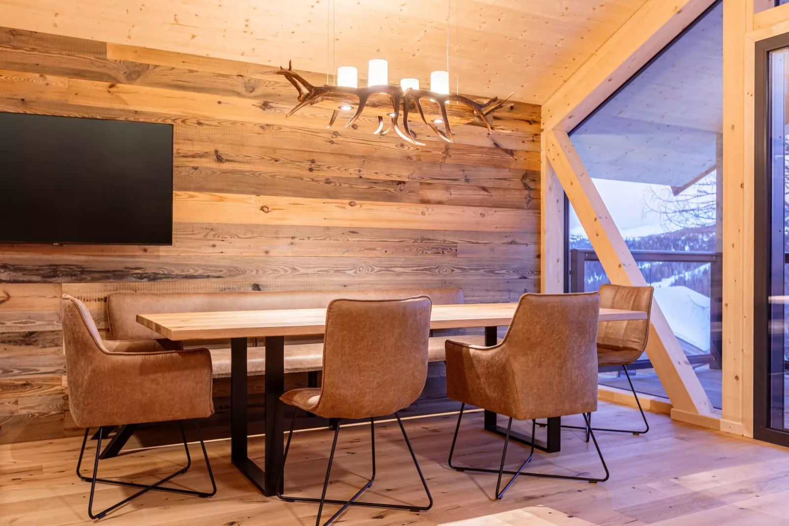 Naturchalets Turracher Höhe 42a-Eetkamer