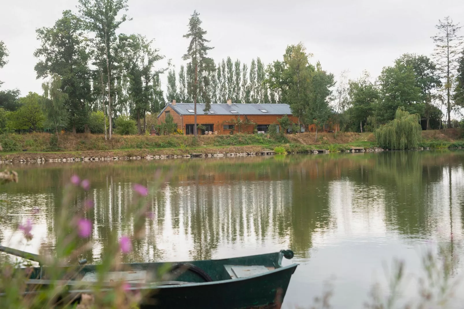 Le Bateau du Lac Privé-Uitzicht zomer