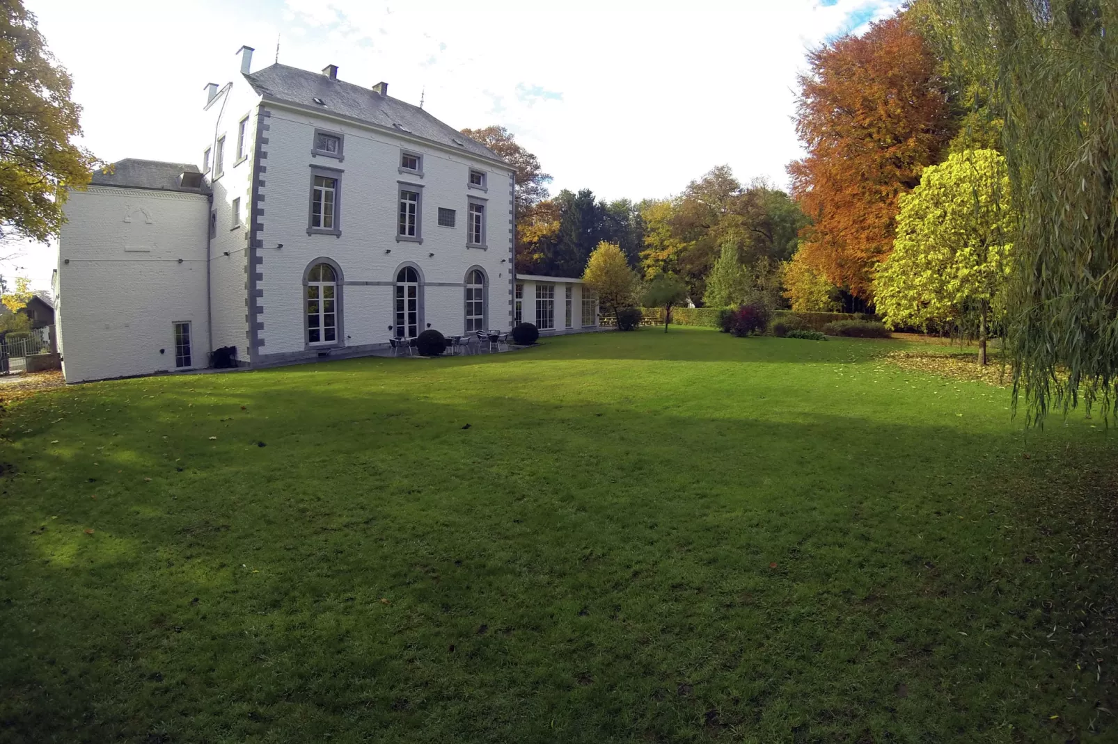 Château St-Jean-Tuinen zomer